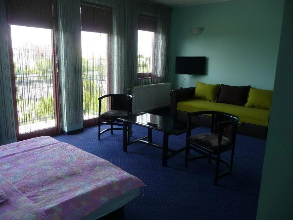 Family Room in Kőrös Hotel