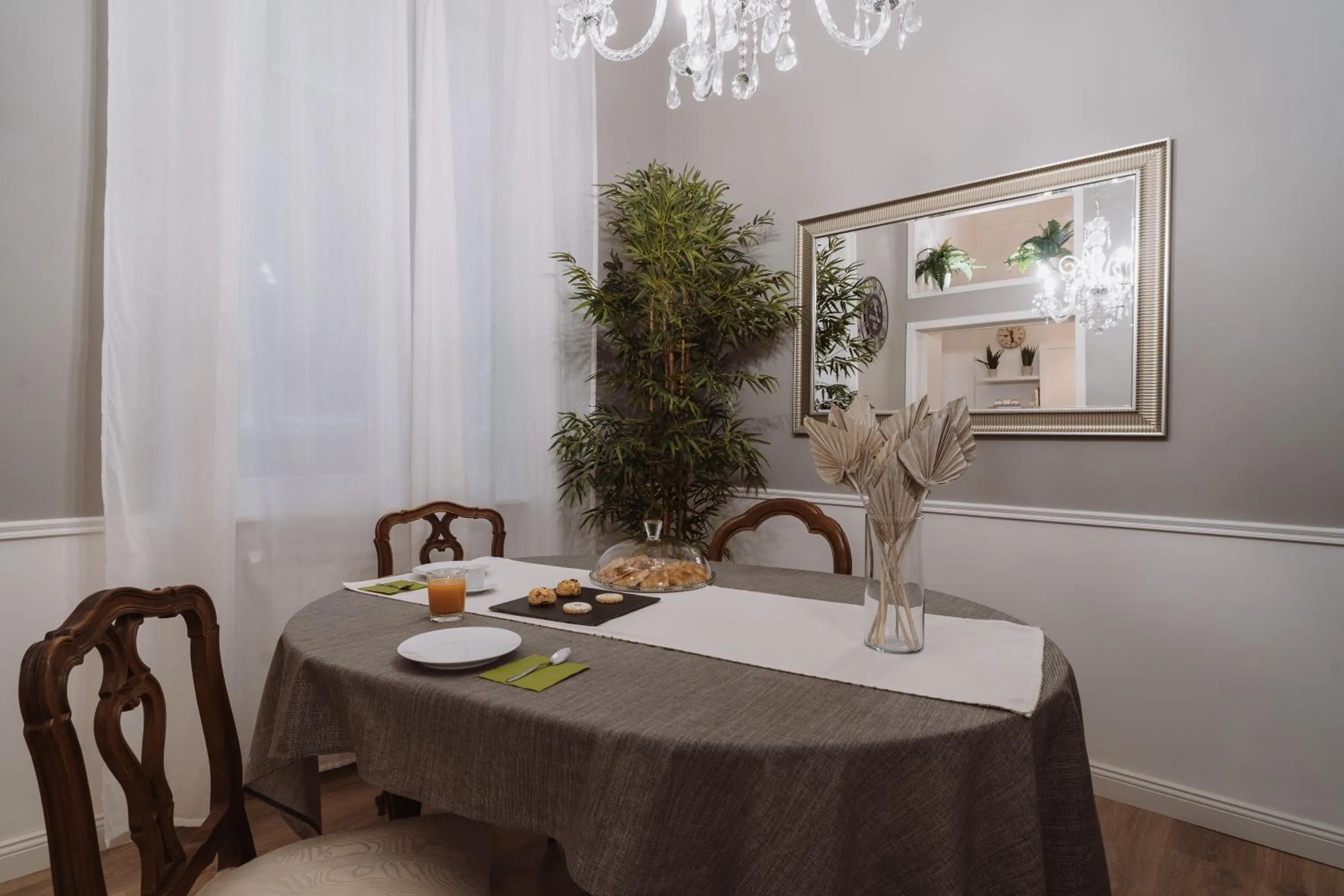 Communal lounge/ TV room in Rooms Genova dei Rolli