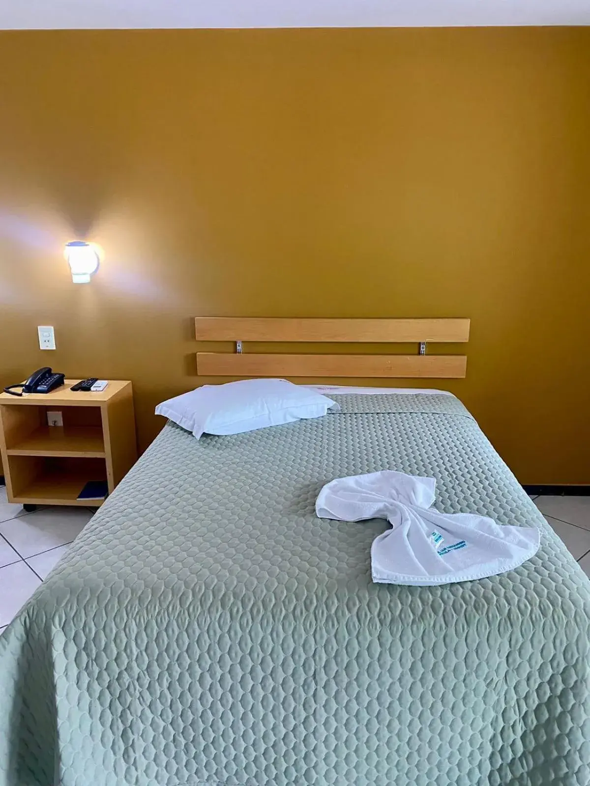 Single Room with Bath - single occupancy in Hotel San Bernardino Single Room with Bath - single occupancy in Hotel San Bernardino