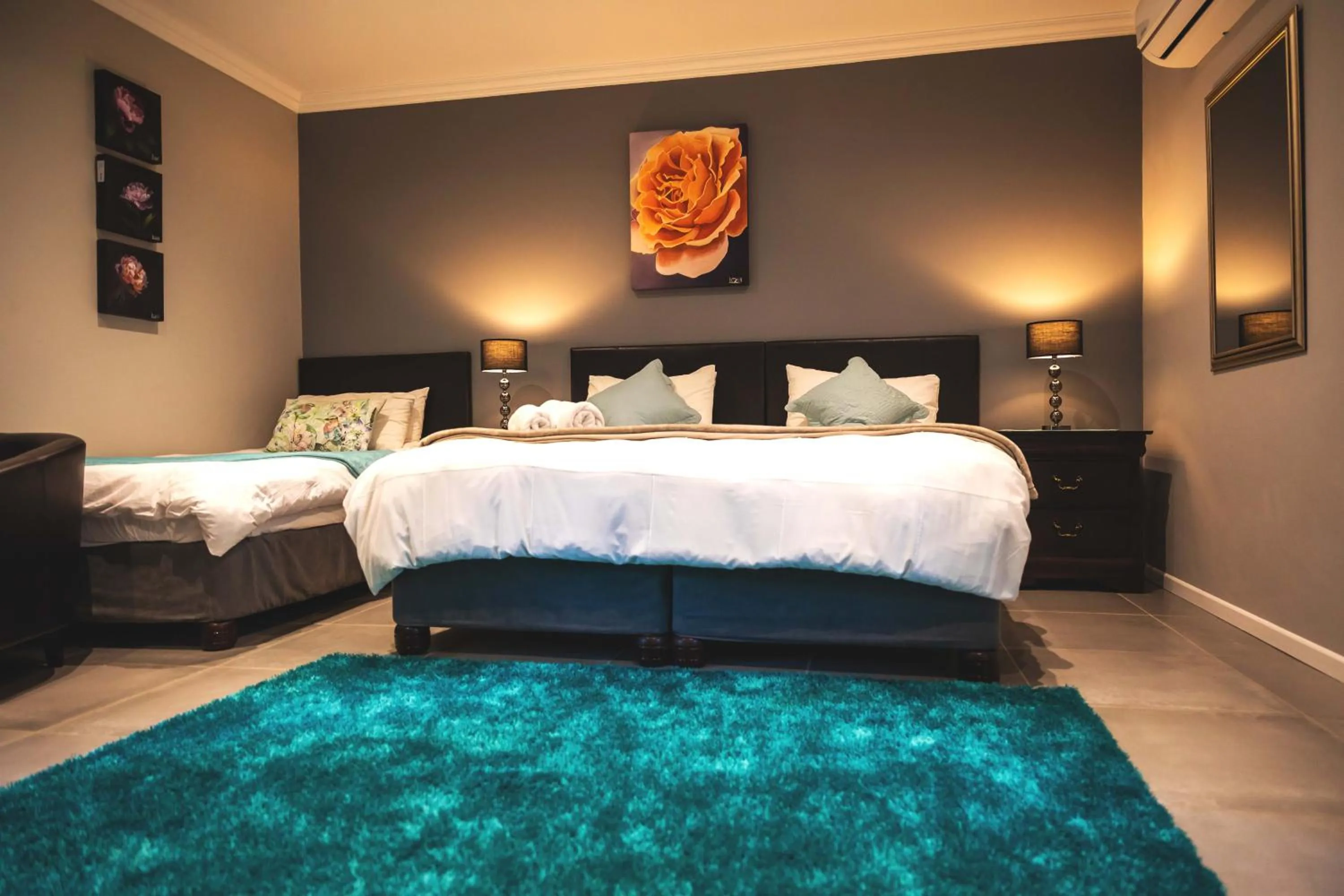 Photo of the whole room, Bed in Be My Guest