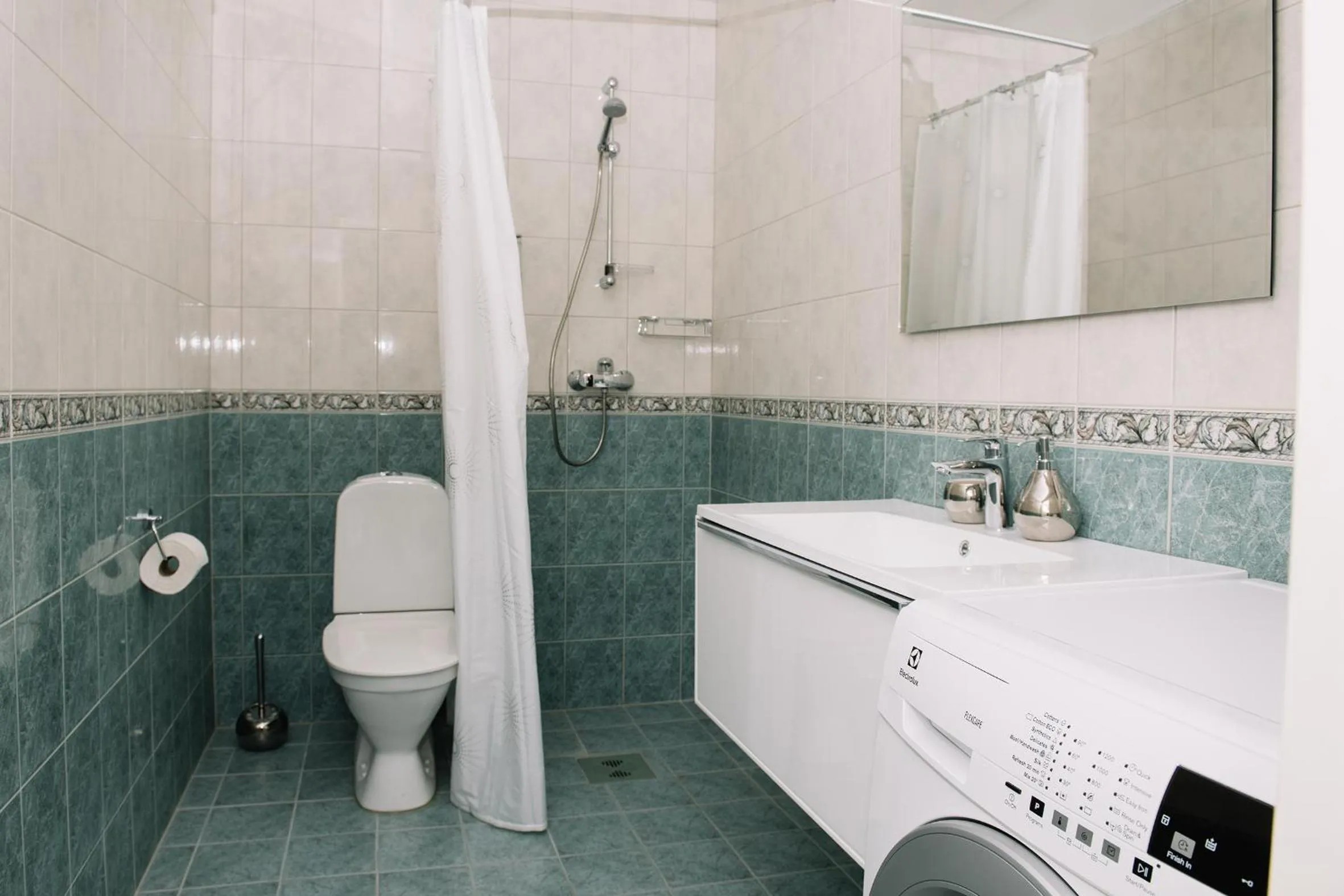 Shower in Hestia Hotel Seaport Tallinn