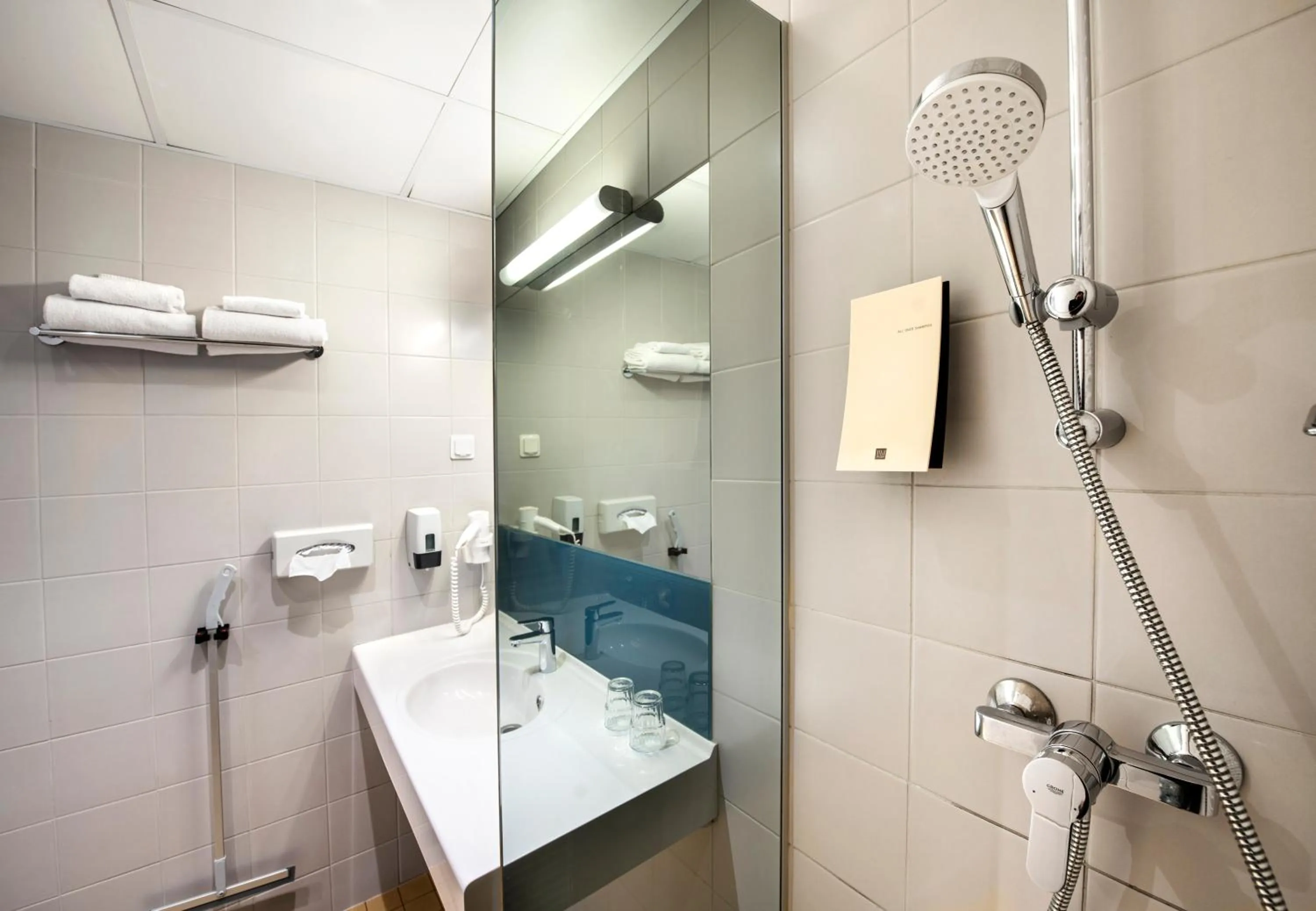 Shower in Hestia Hotel Seaport Tallinn