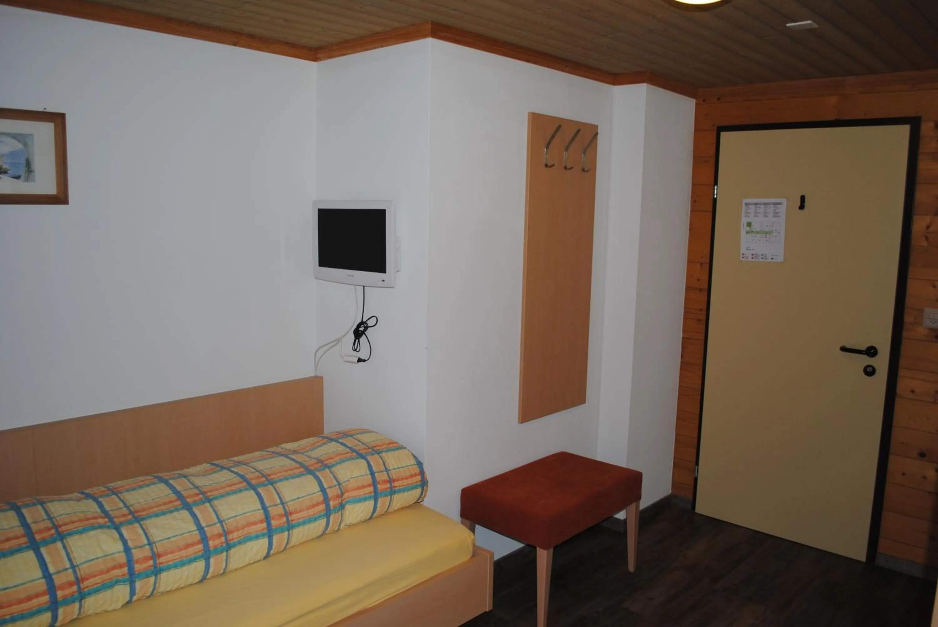 Bed in Hotel Des Alpes