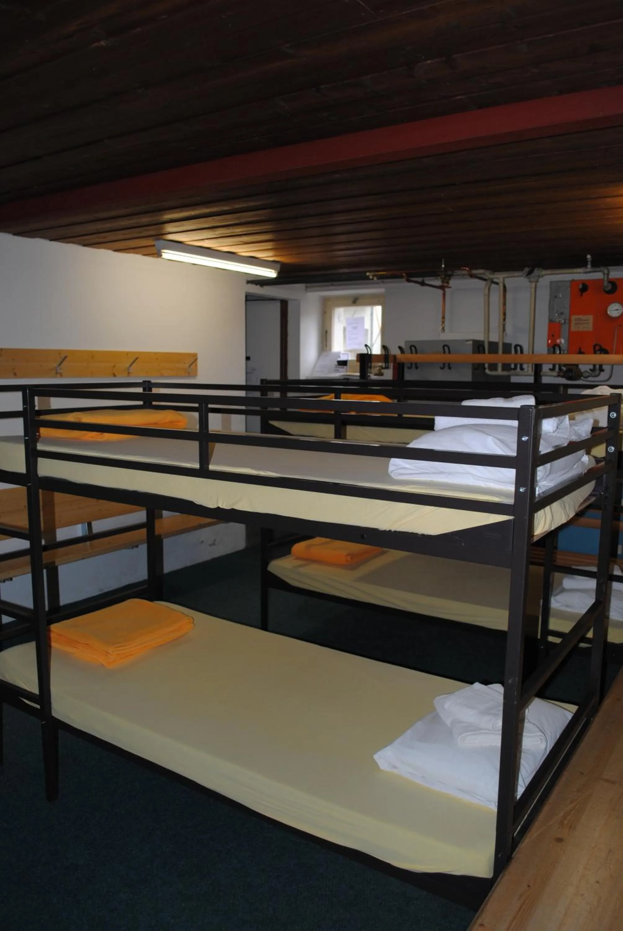 Bed in Hotel Des Alpes