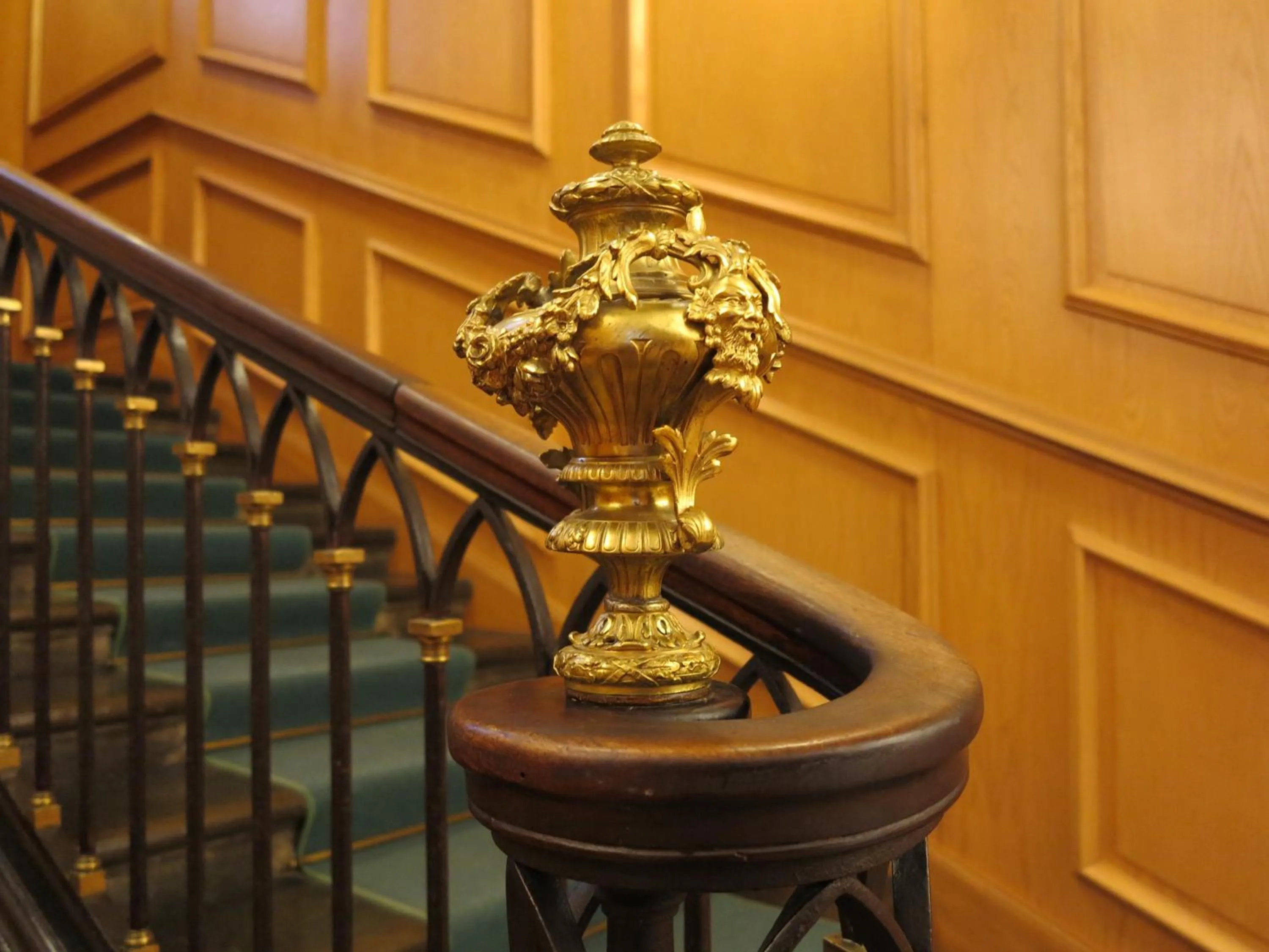 Decorative detail in Hotel Moderne Et Pigeon