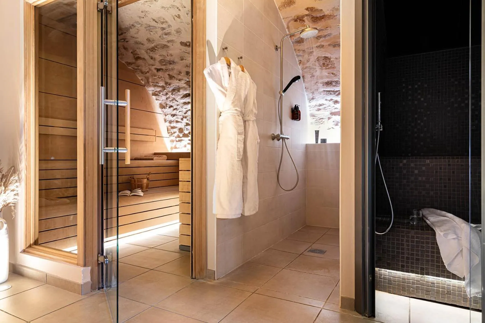 Sauna in Contact Hôtels Le Savigny & Spa