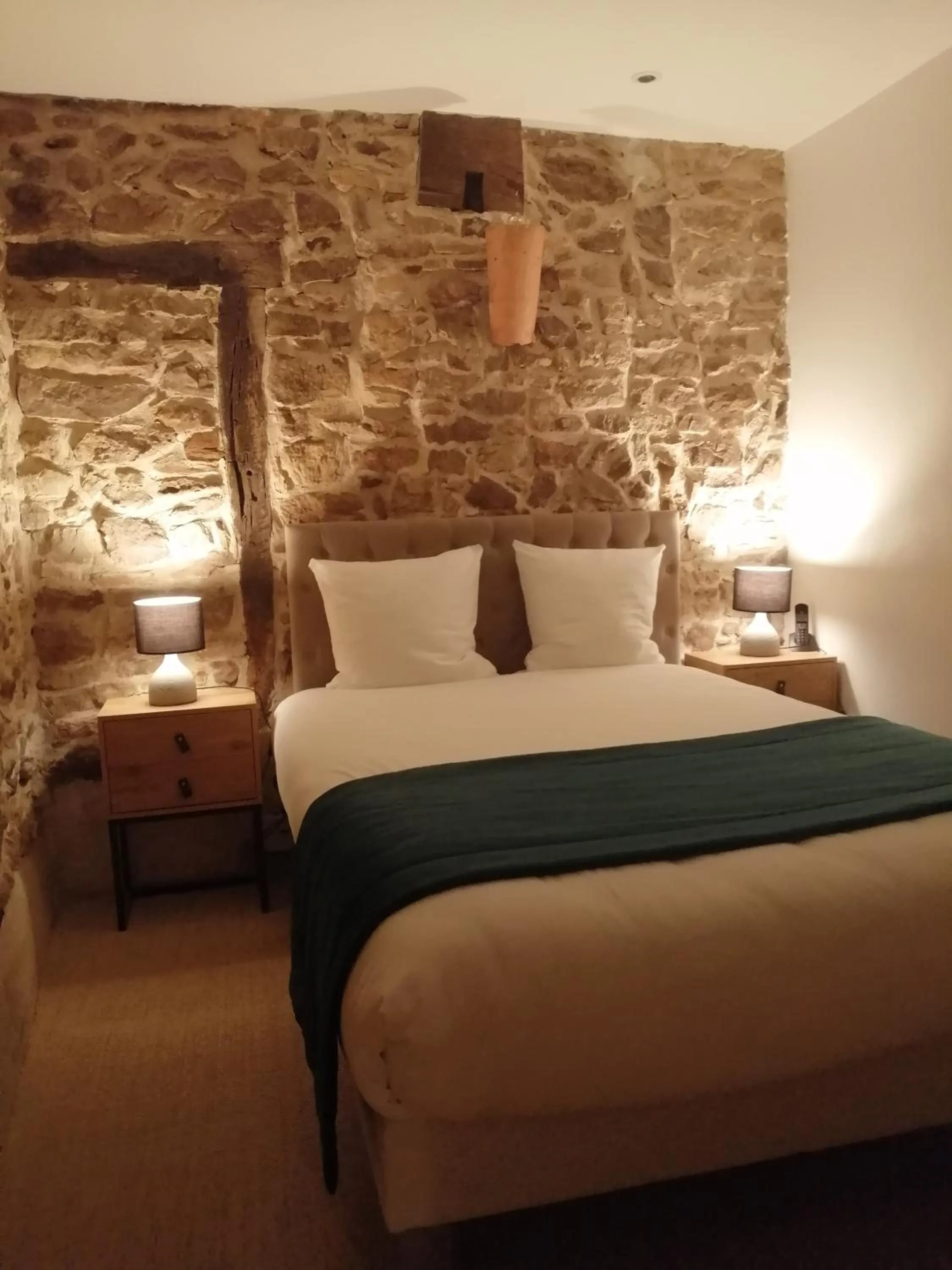 Bedroom, Bed in Contact Hôtels Le Savigny & Spa