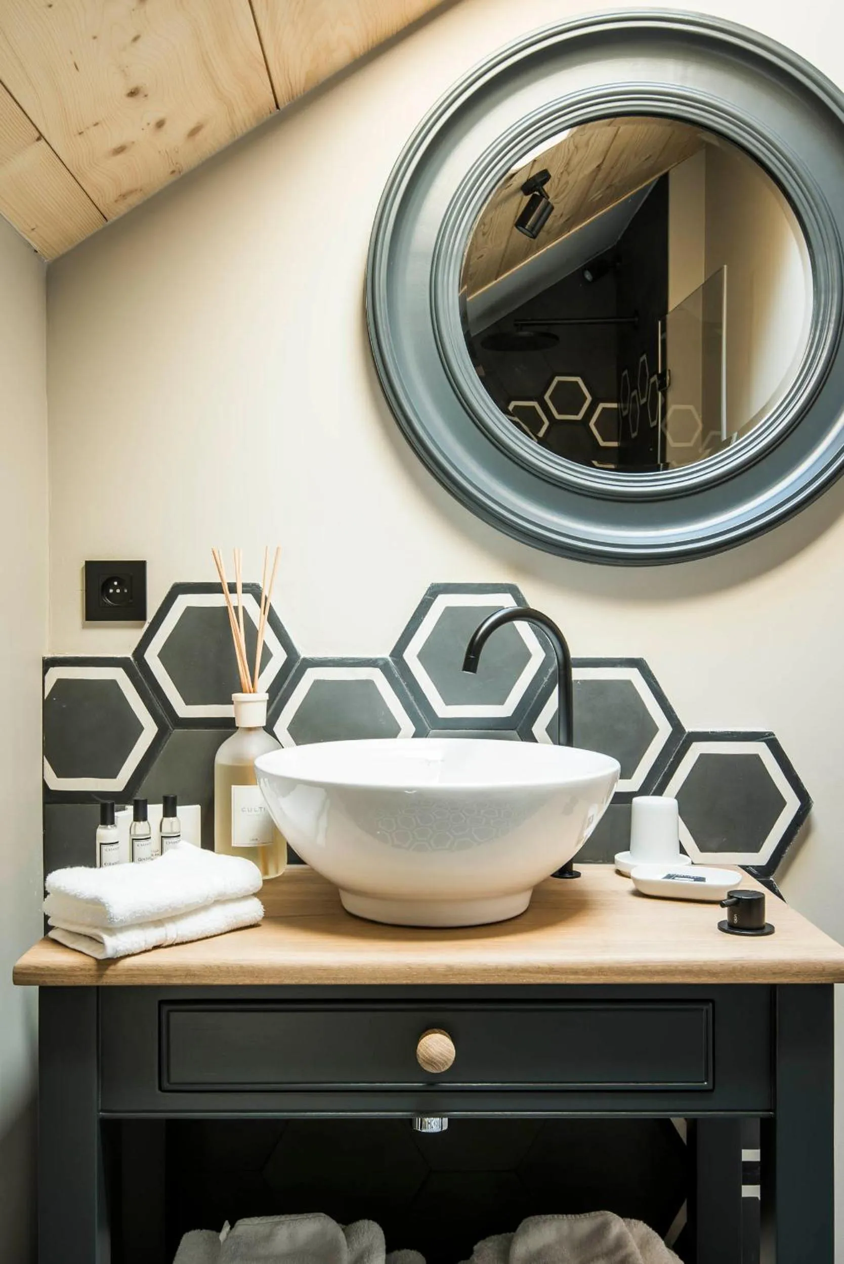 Bathroom in ANNEXE 1888