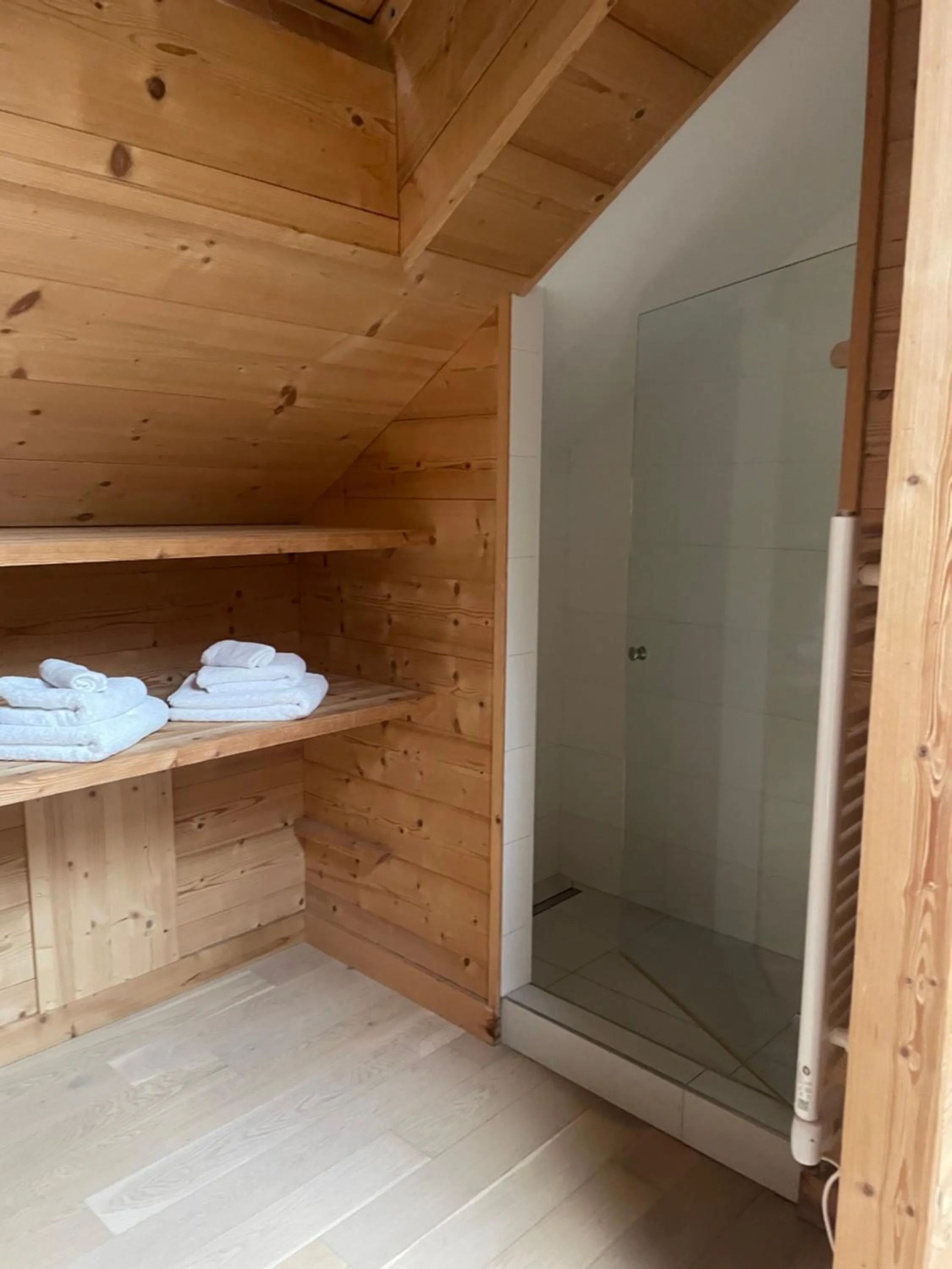 Bathroom in ANNEXE 1888