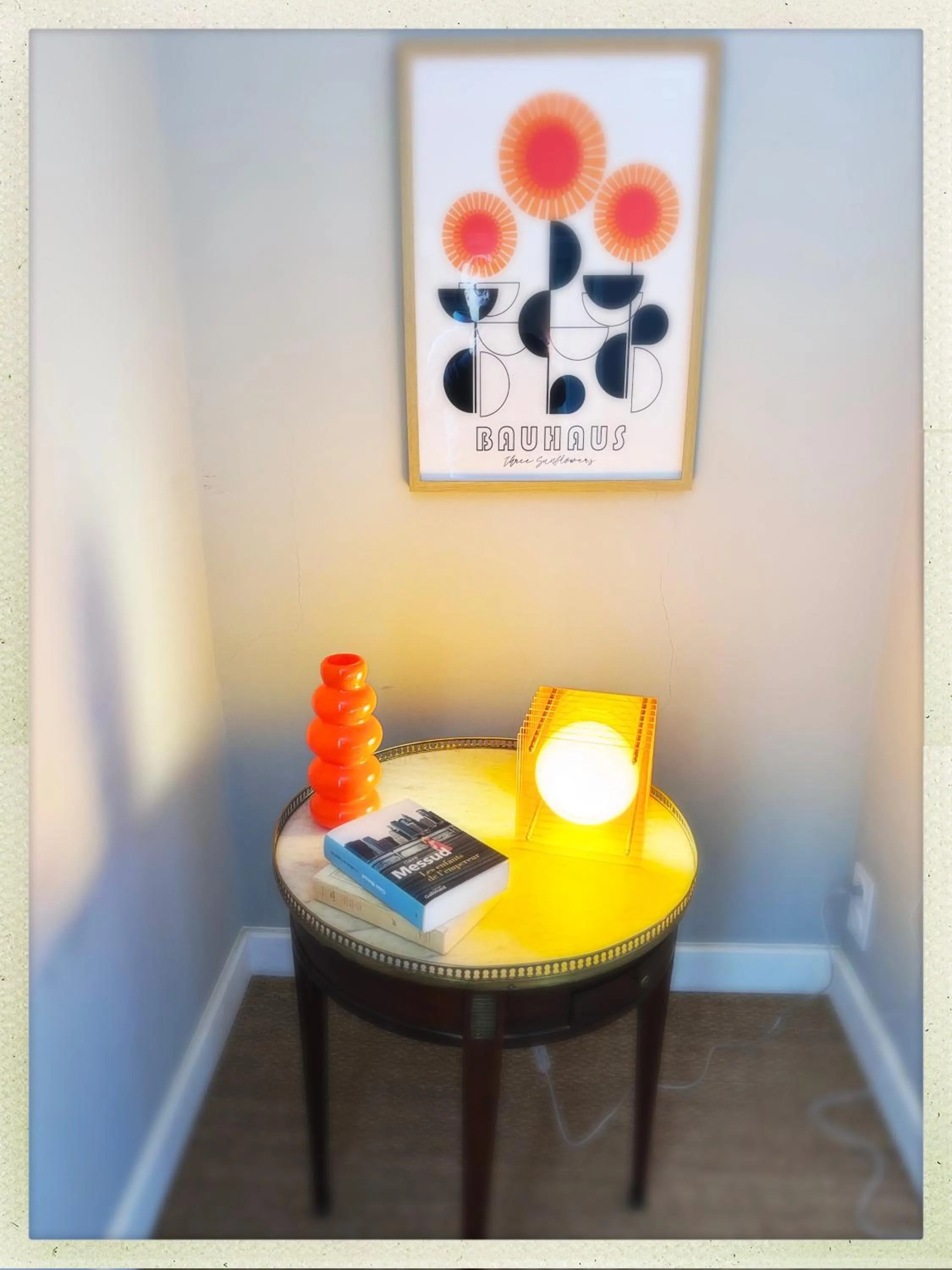 Bedroom in Merci Papa Merci Maman