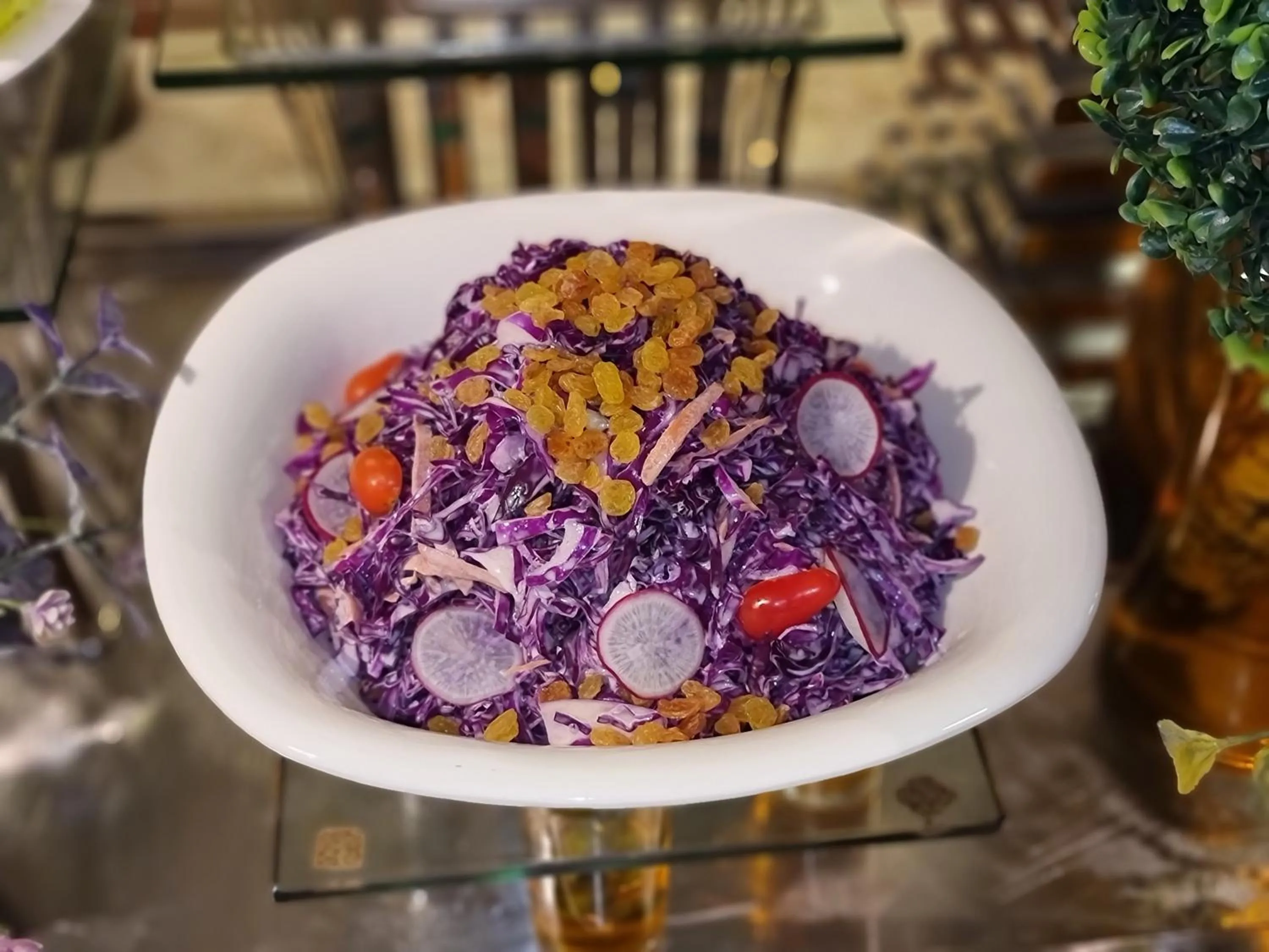 Restaurant/places to eat in City Tower Hotel