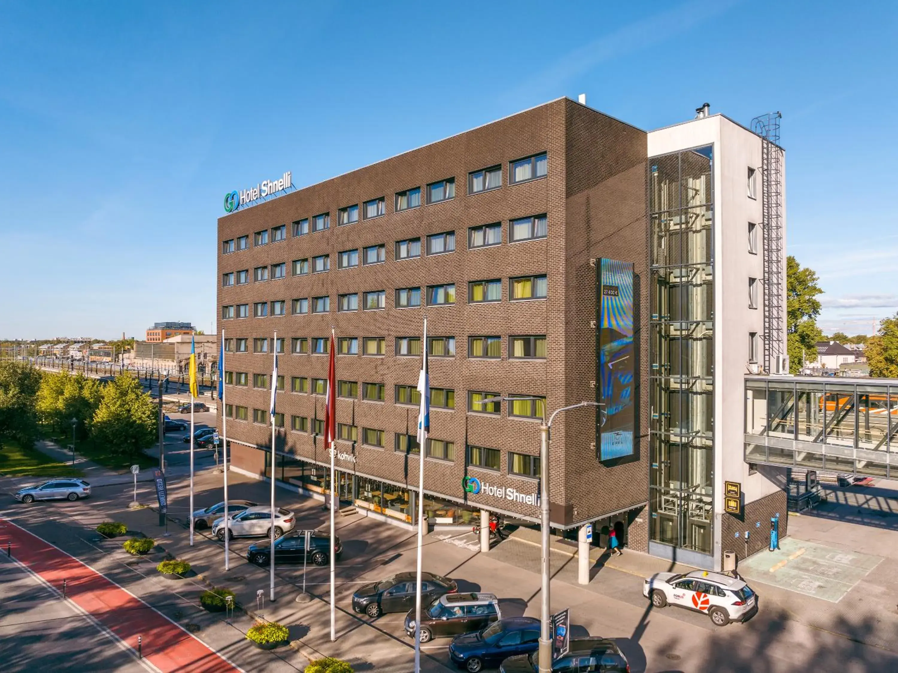 Property building in Go Hotel Shnelli Property building in Go Hotel Shnelli