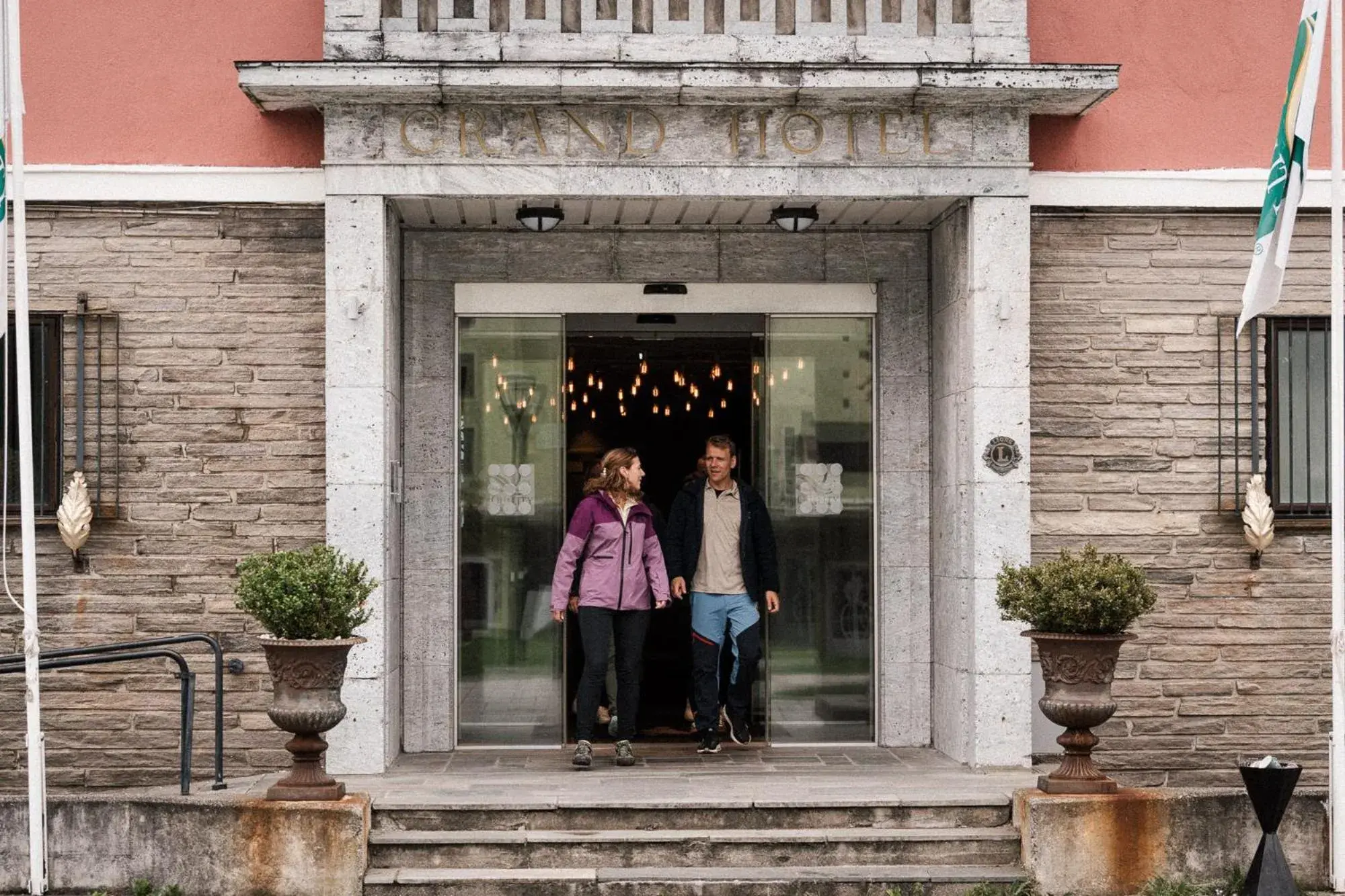 Facade/entrance in Quality Hotel Grand Kristiansund Facade/entrance in Quality Hotel Grand Kristiansund