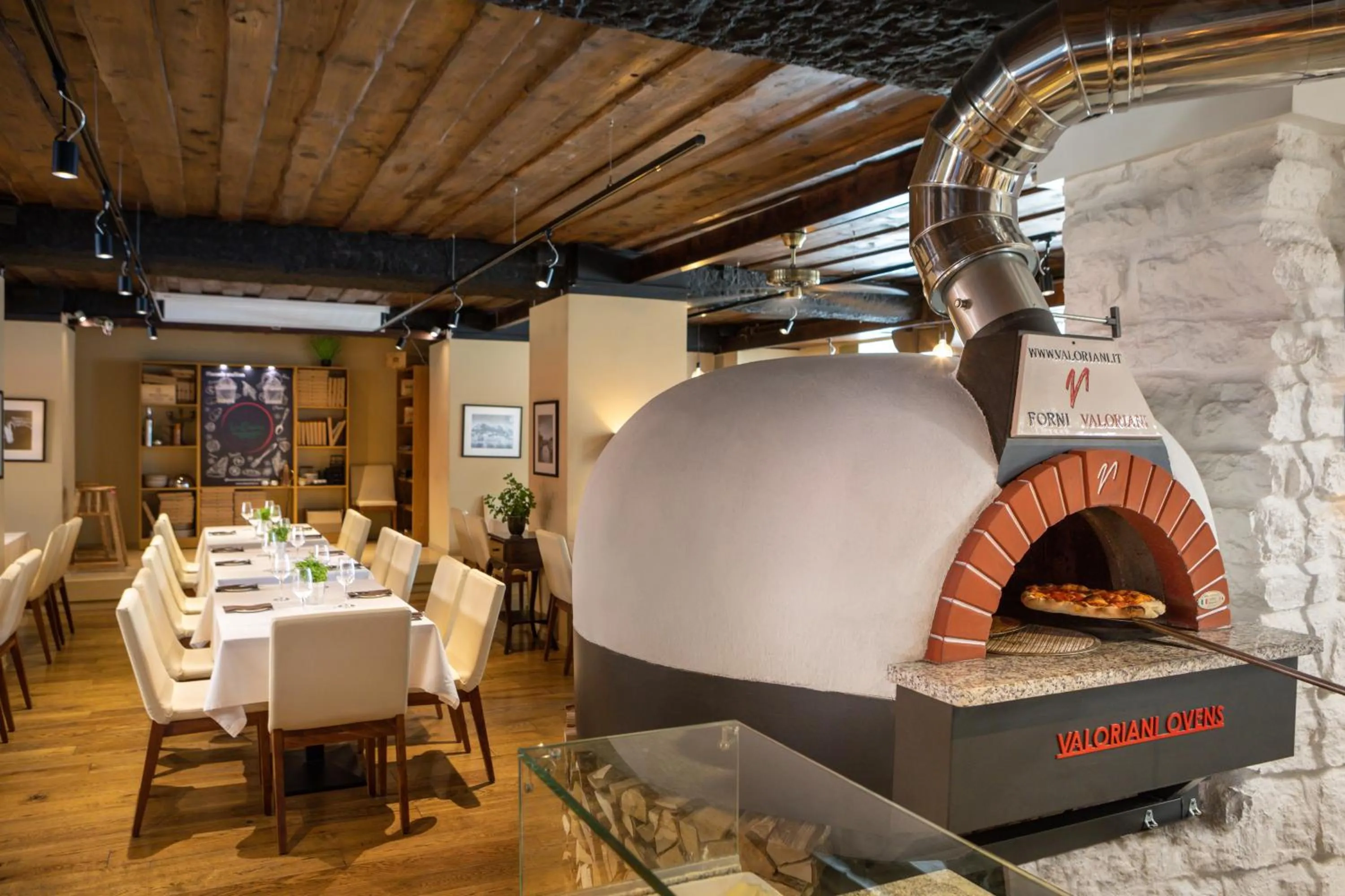 Restaurant/places to eat in Kreutzwald Hotel Tallinn