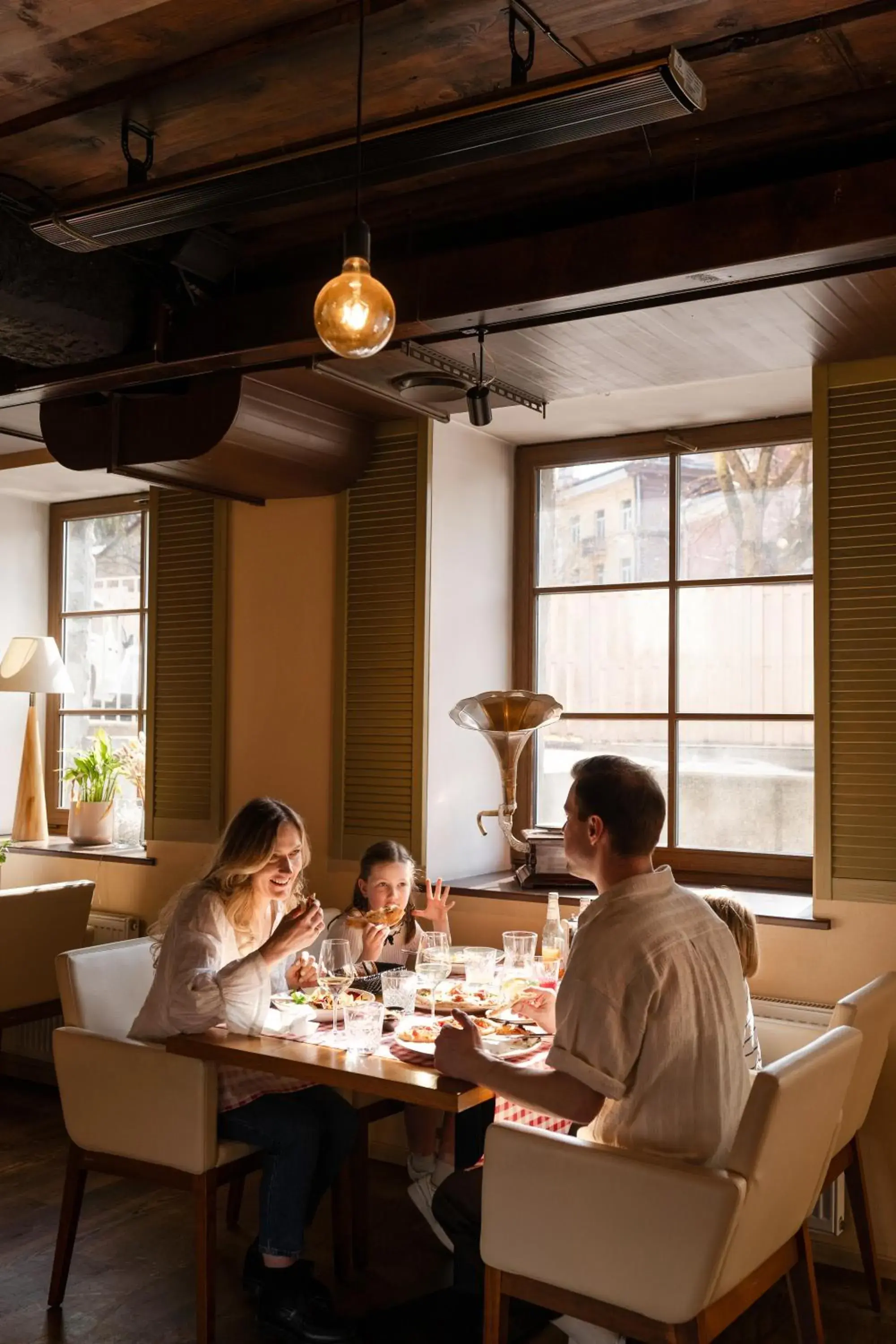 Restaurant/places to eat in Kreutzwald Hotel Tallinn Restaurant/places to eat in Kreutzwald Hotel Tallinn