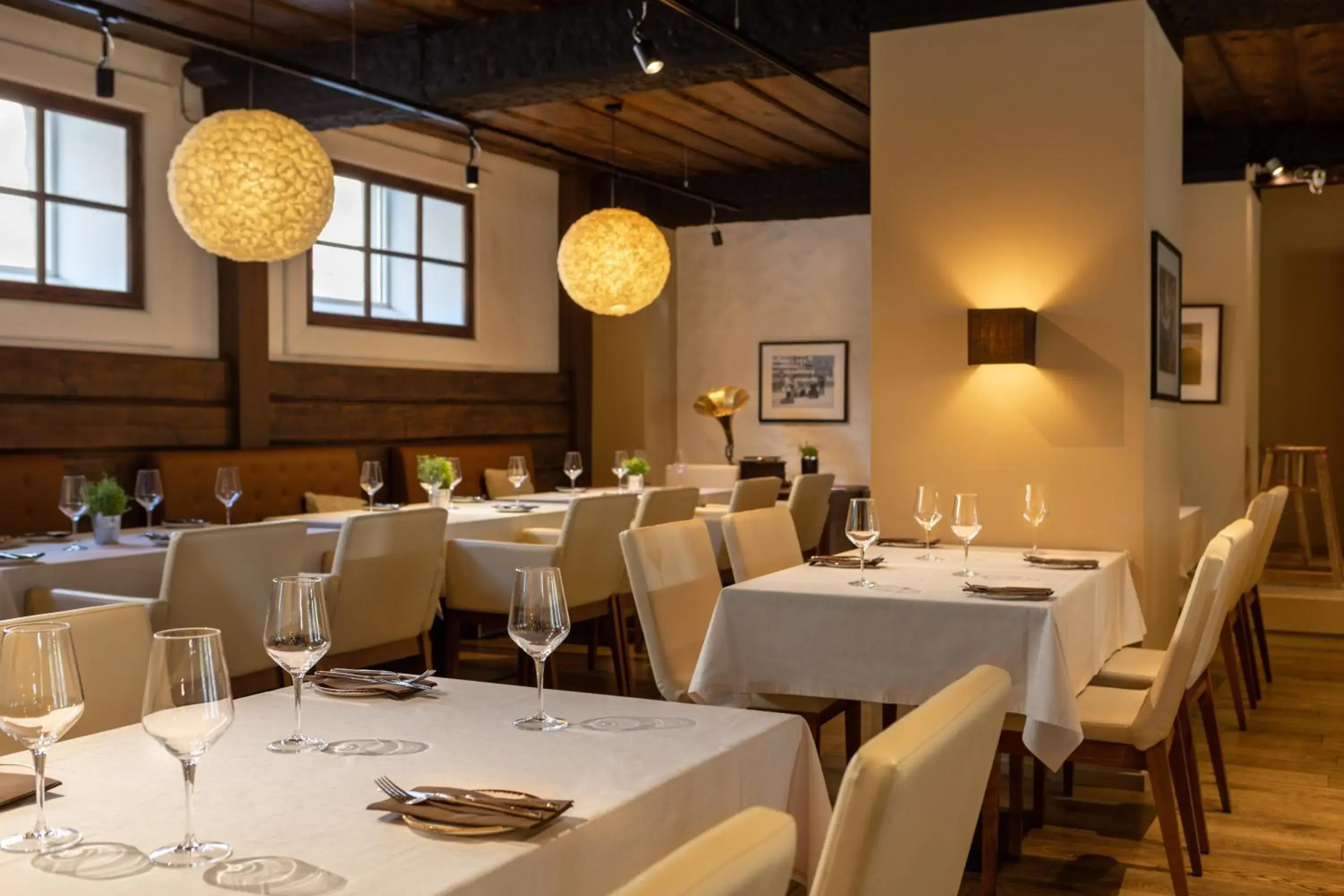 Restaurant/places to eat in Kreutzwald Hotel Tallinn Restaurant/places to eat in Kreutzwald Hotel Tallinn