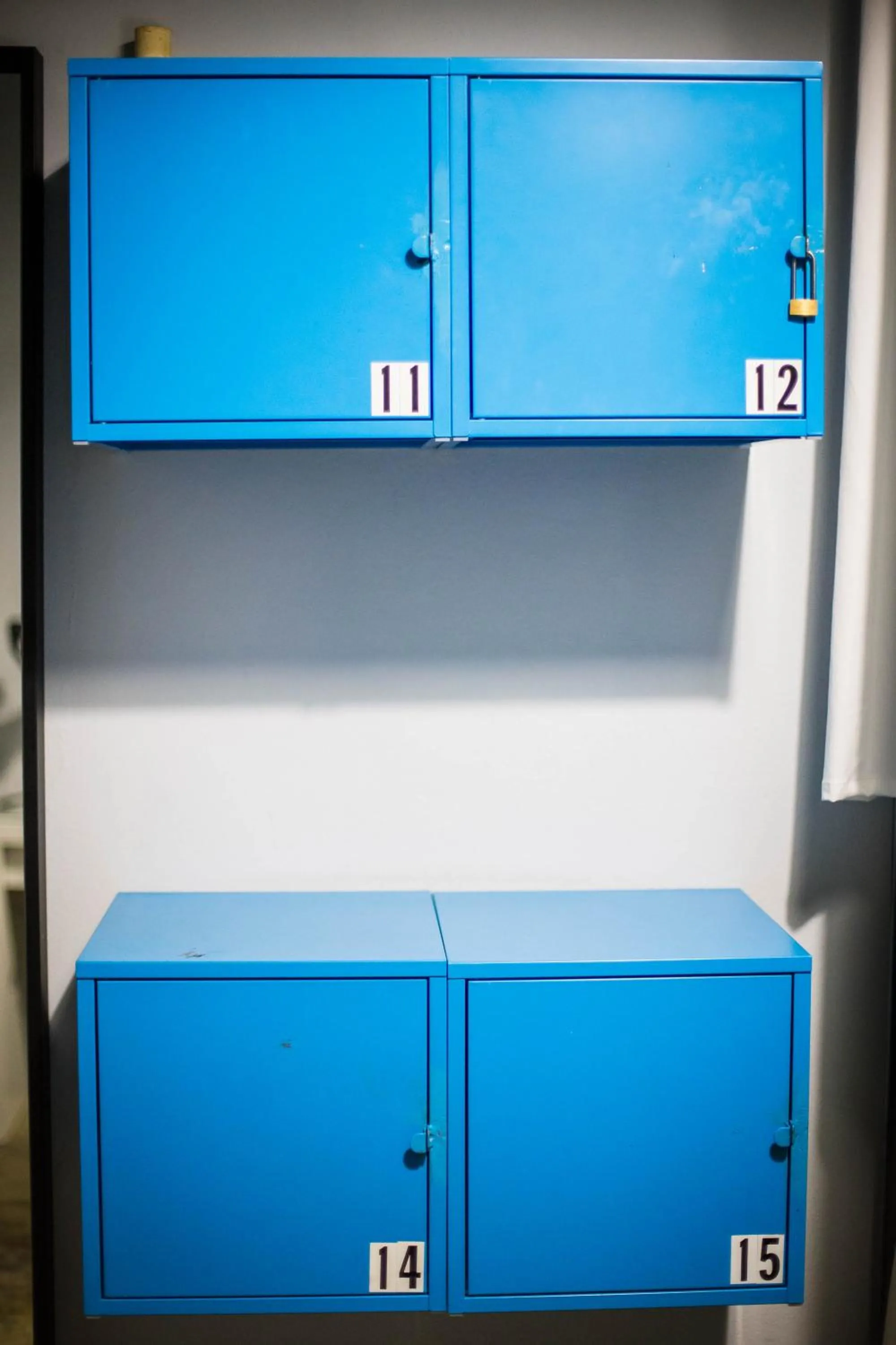 microwave in Nomada Urban Beach Hostel- Calle Loiza