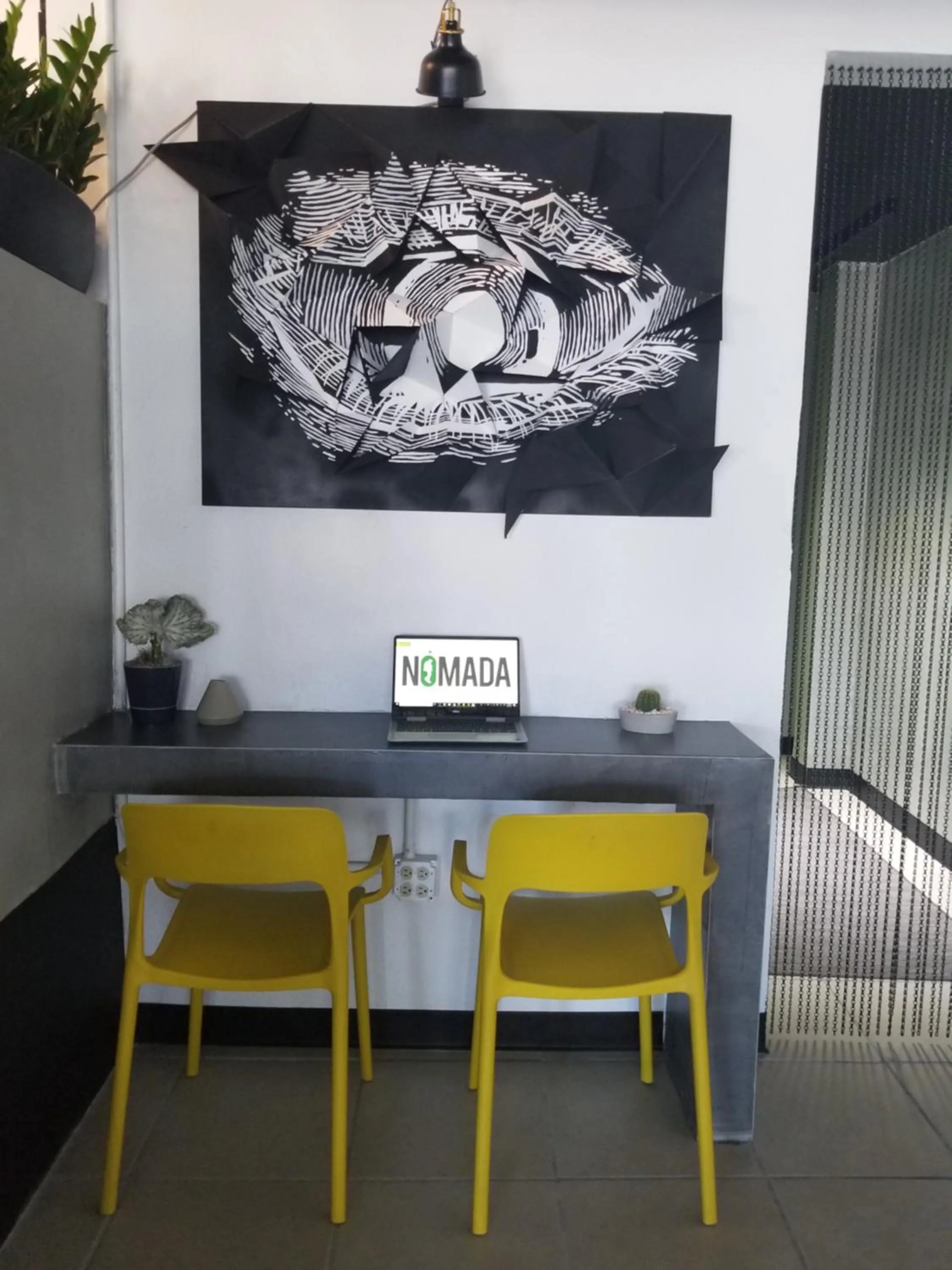 Lobby or reception in Nomada Urban Beach Hostel- Calle Loiza