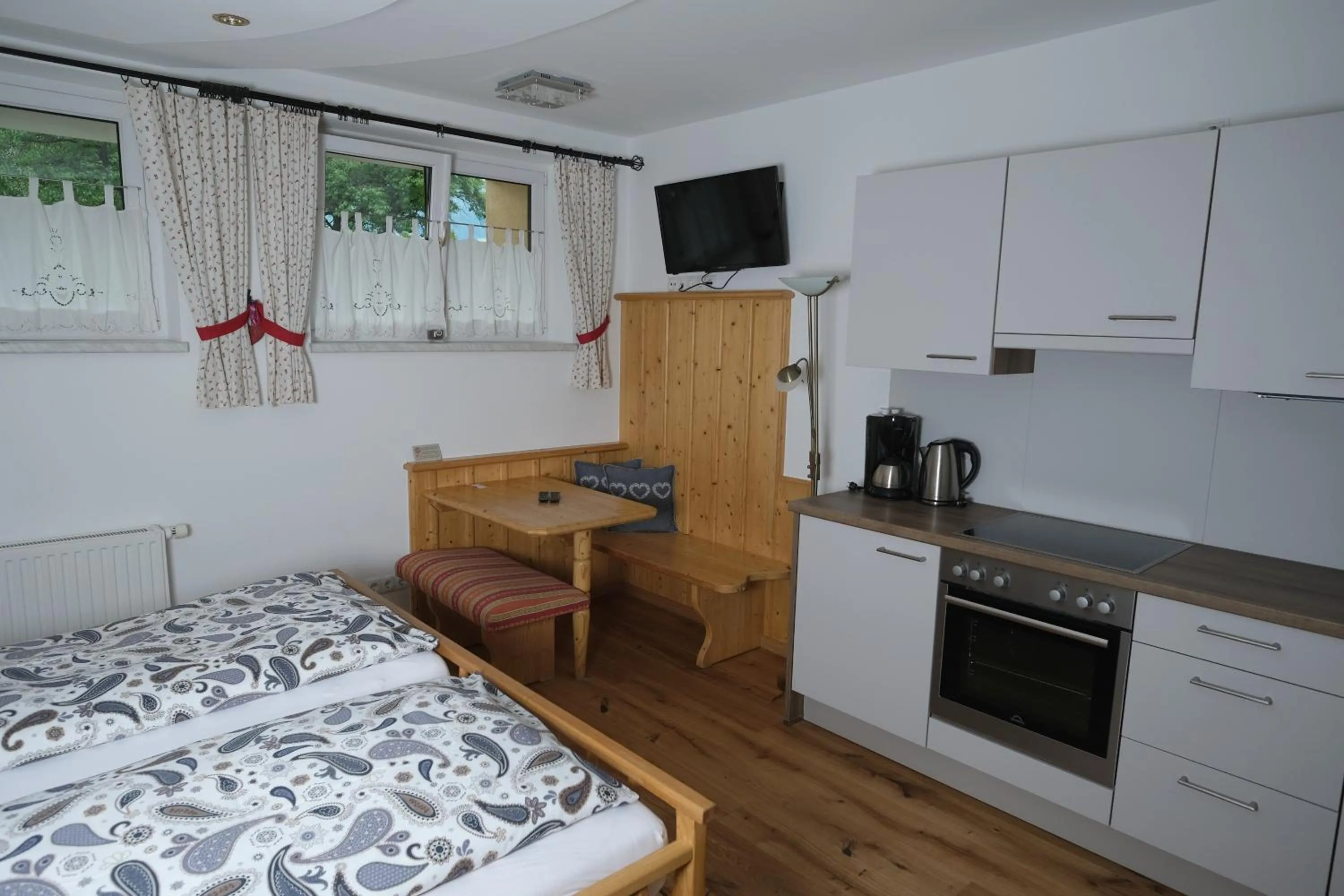 Kitchen or kitchenette, Bed in Hotel Kollerhof