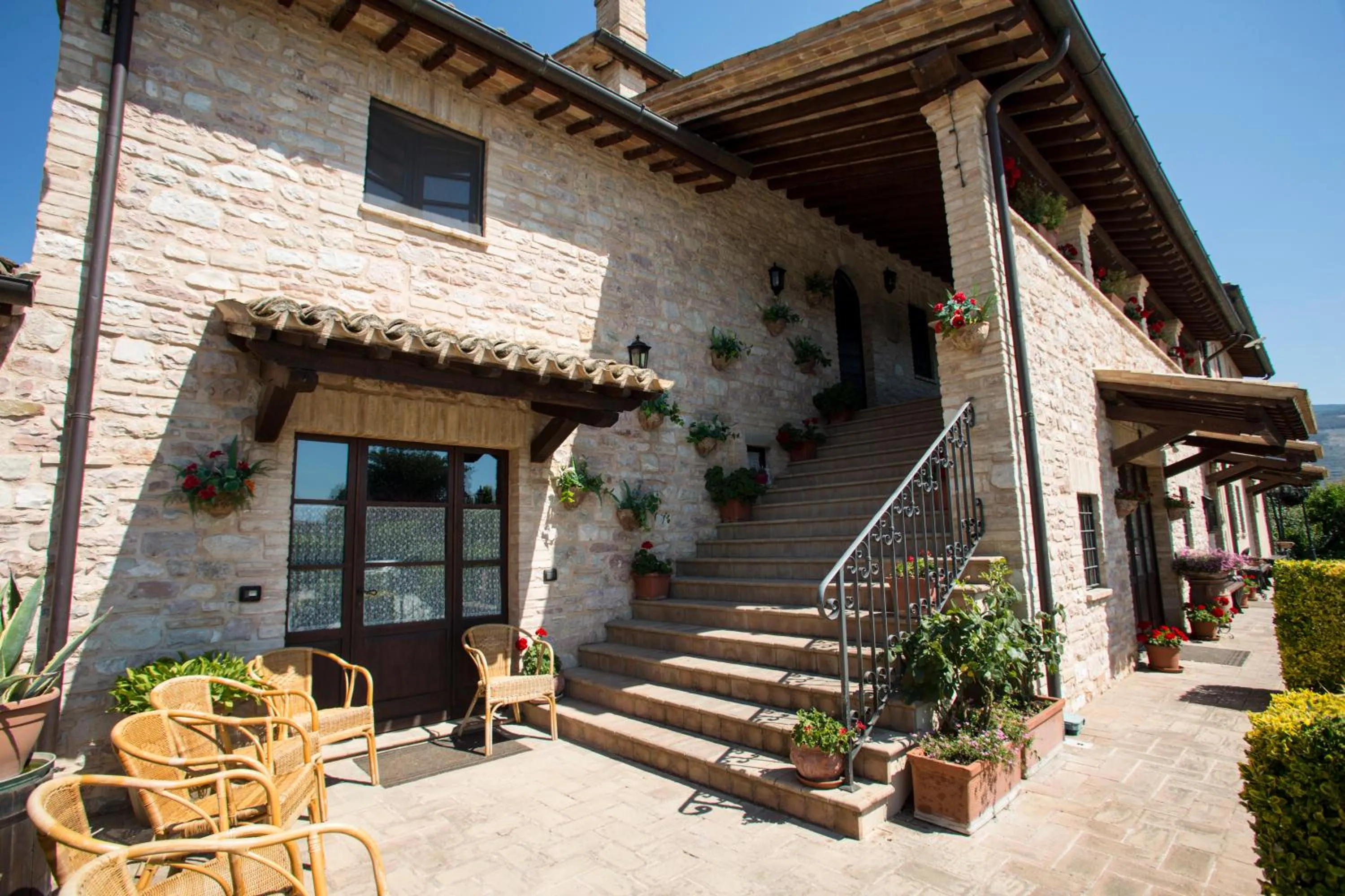 Property building in Terre Del Cantico Country House