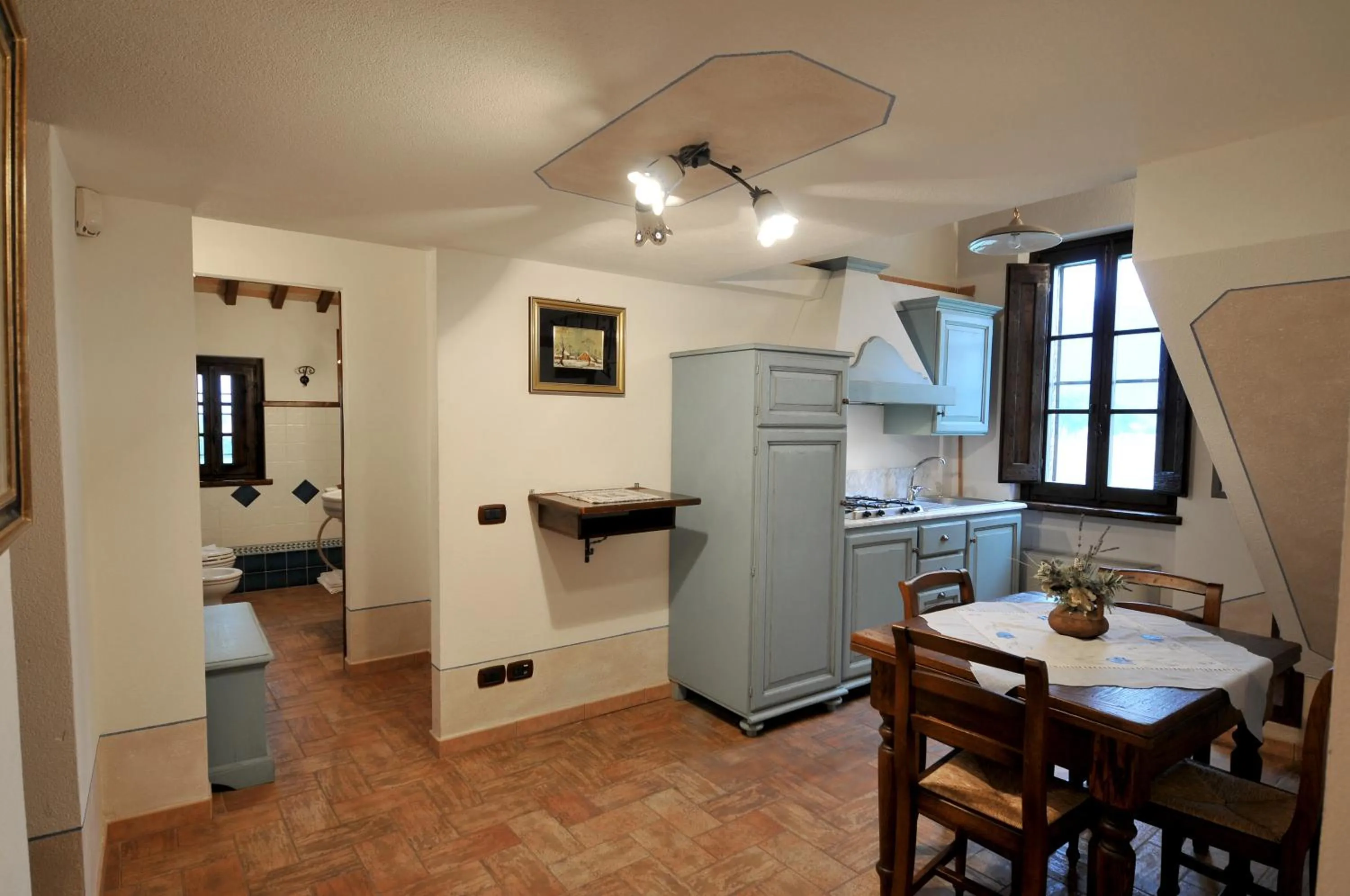 Kitchen or kitchenette in Terre Del Cantico Country House