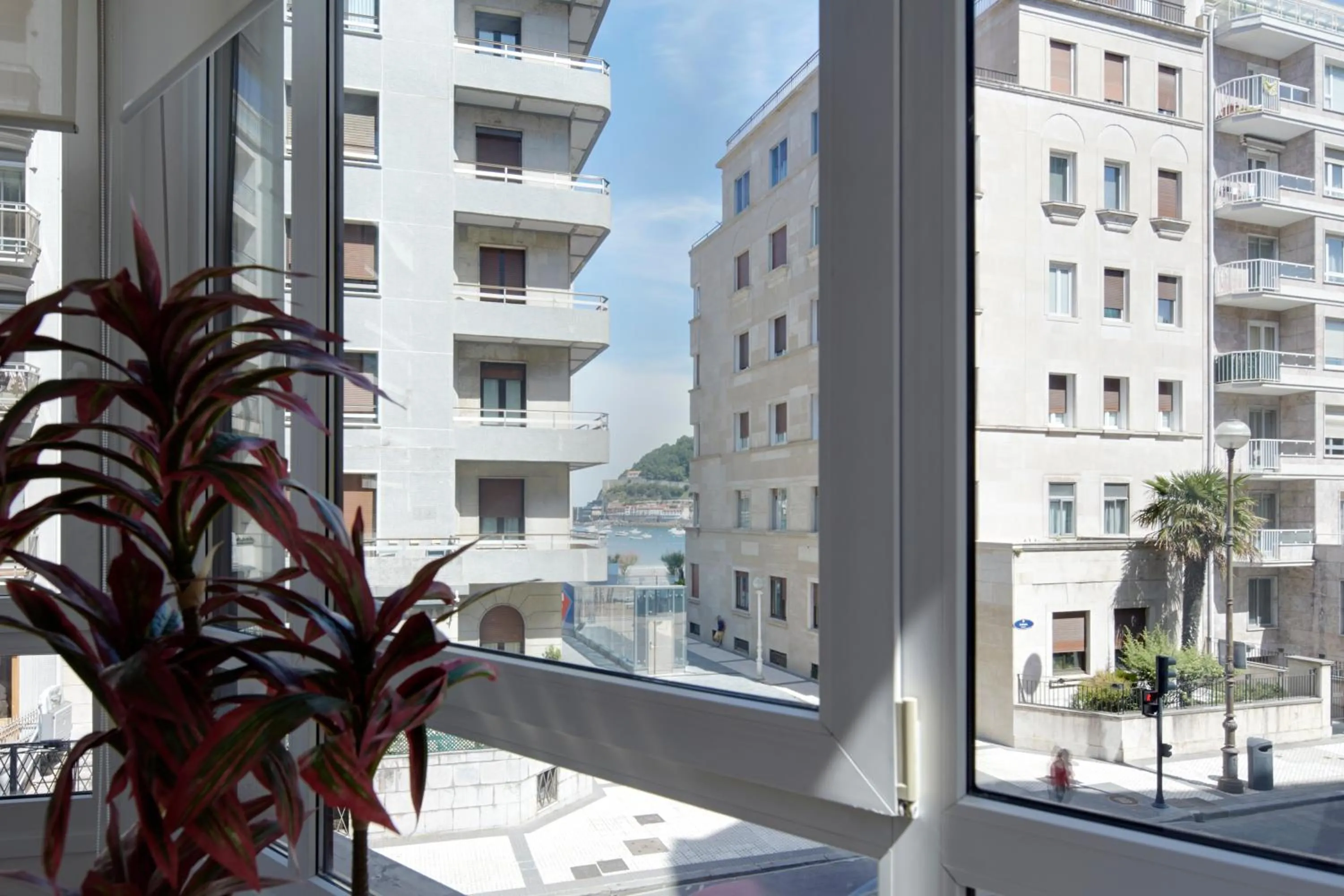 Zubieta Suite by FeelFree Rentals