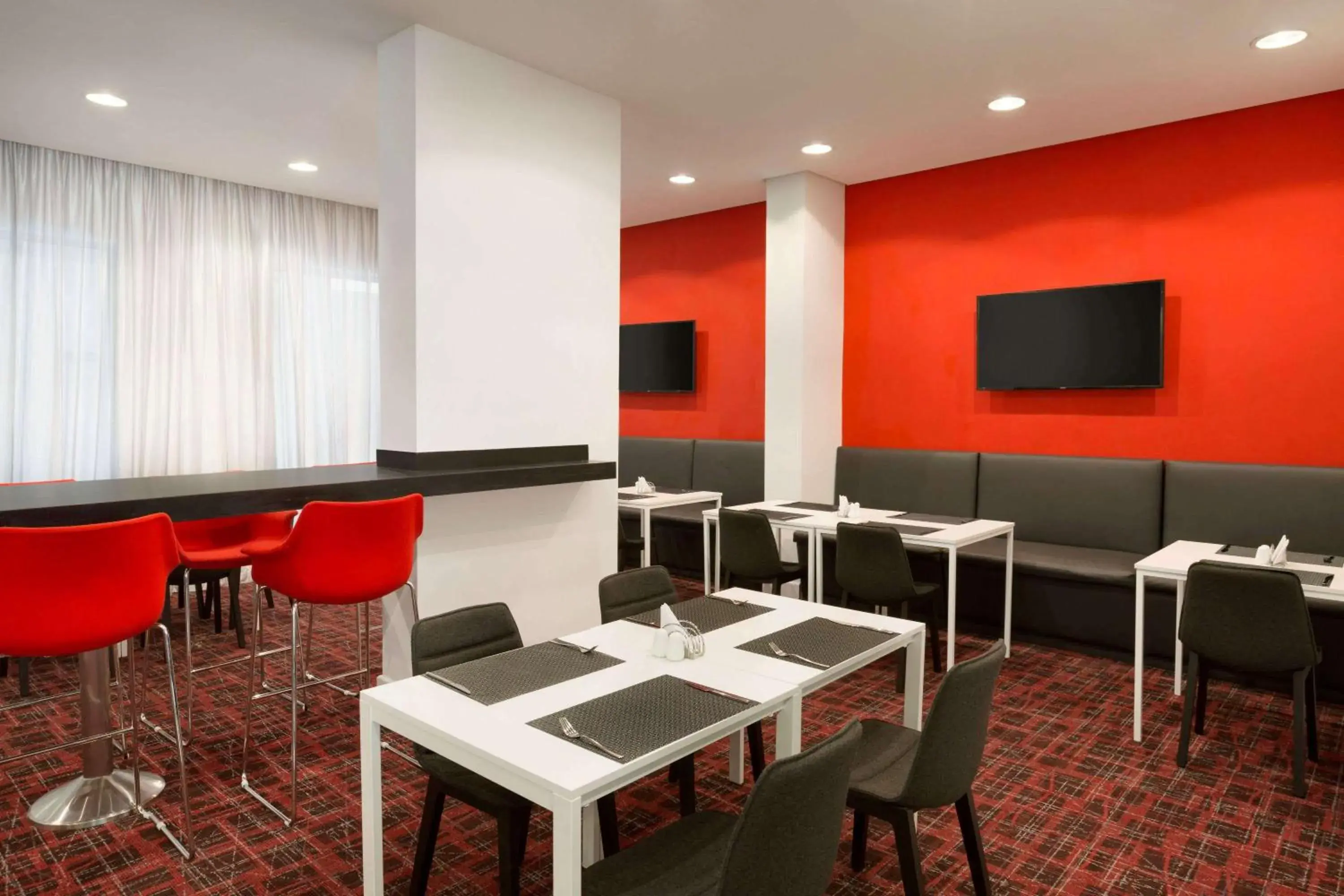 Restaurant/places to eat in Ramada Encore Al Khobar Olaya Restaurant/places to eat in Ramada Encore Al Khobar Olaya