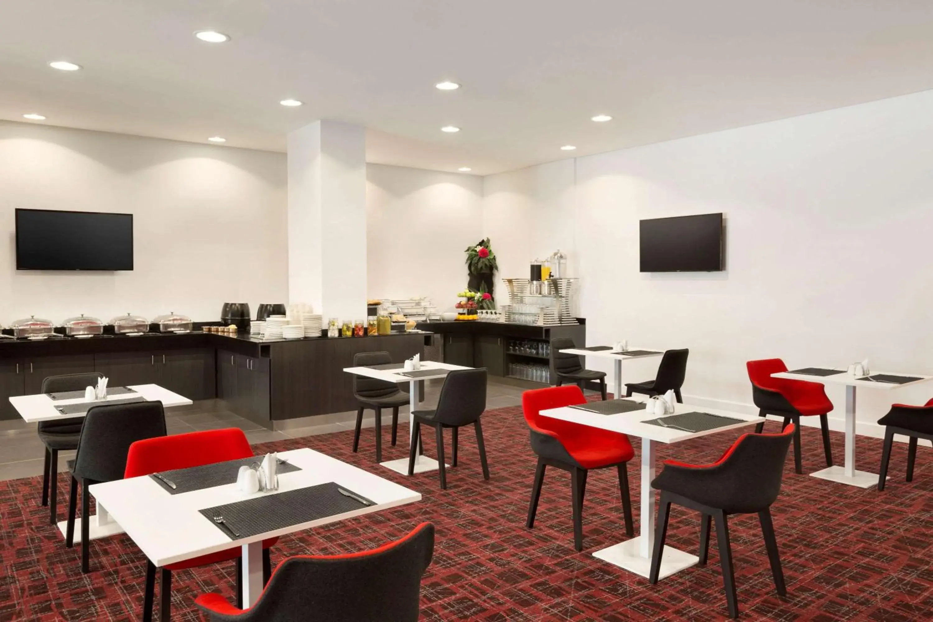 Restaurant/places to eat in Ramada Encore Al Khobar Olaya Restaurant/places to eat in Ramada Encore Al Khobar Olaya
