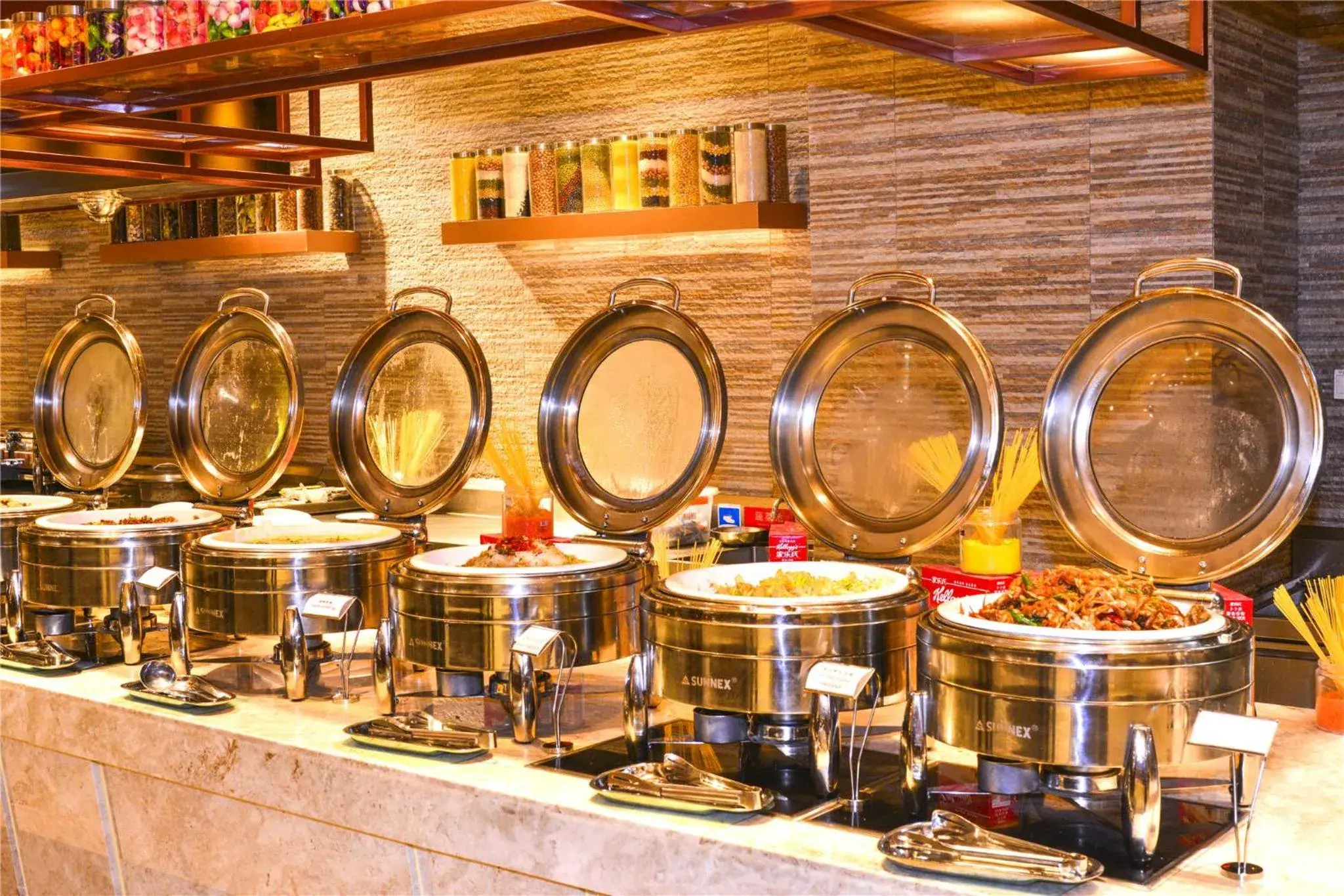 Restaurant/places to eat in Ramada Heze Restaurant/places to eat in Ramada Heze