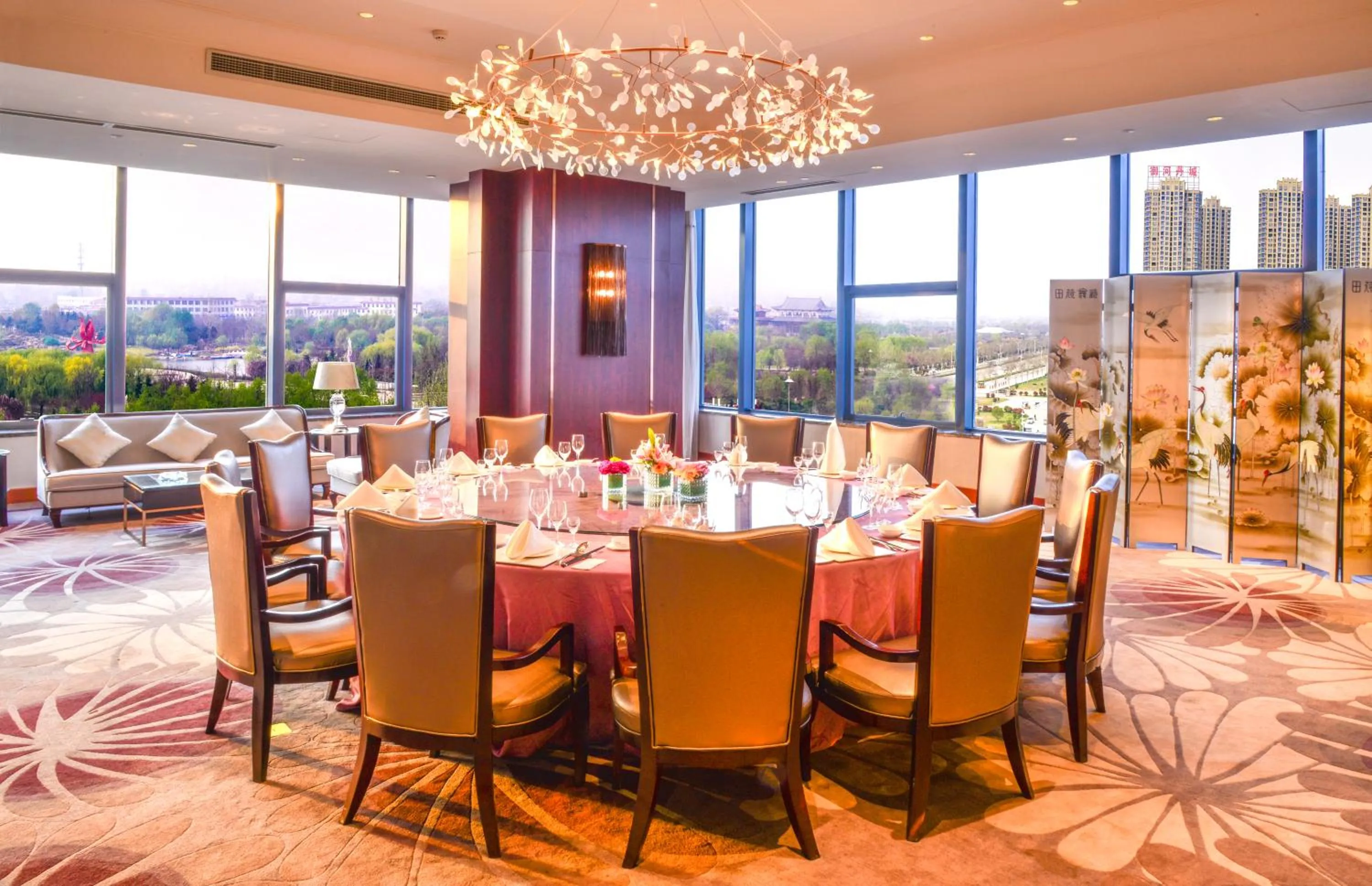 Restaurant/places to eat in Ramada Heze