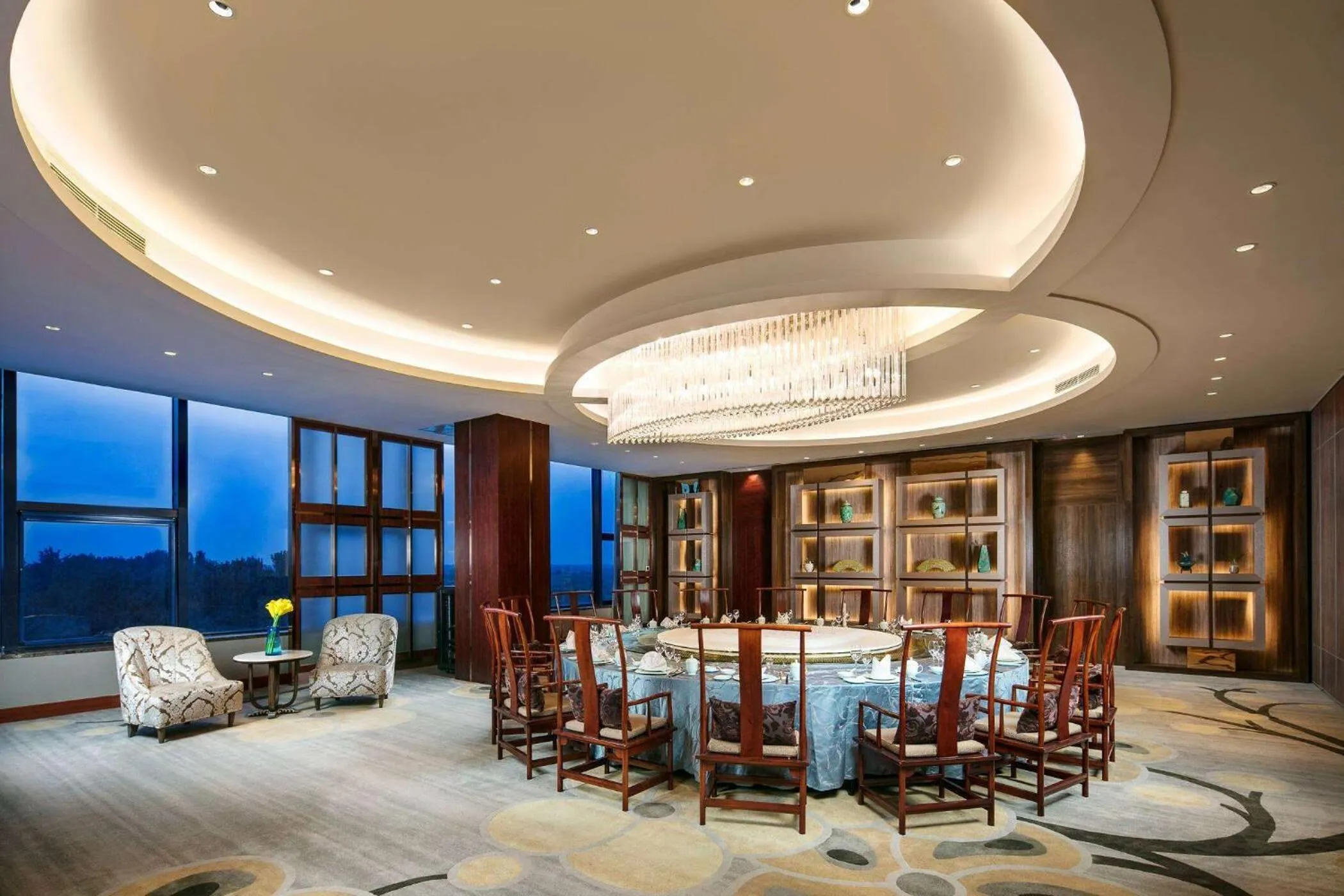 Restaurant/places to eat in Ramada Heze