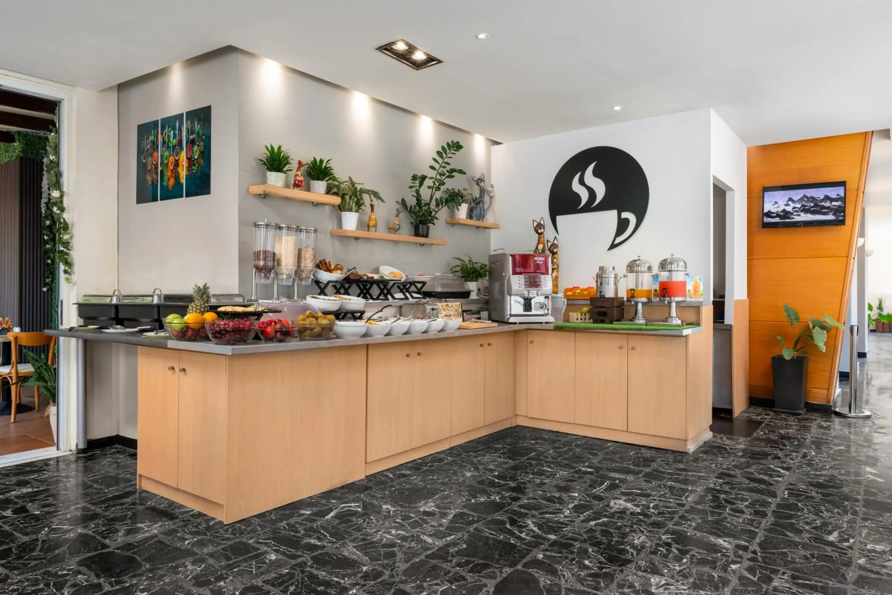 Food and drinks in City Plus Rhodes Hotel Food and drinks in City Plus Rhodes Hotel