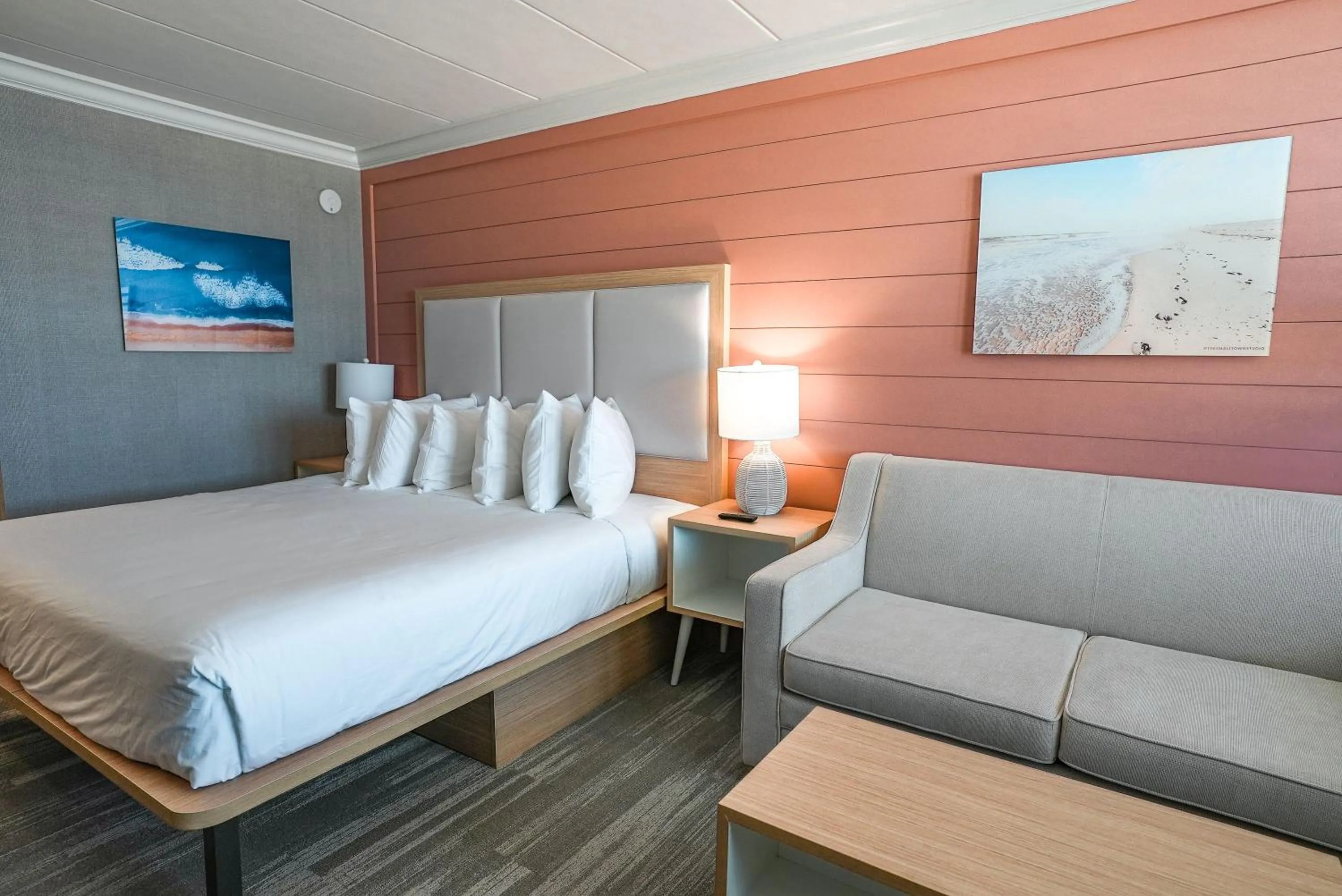 Bed in Spray Beach Hotel