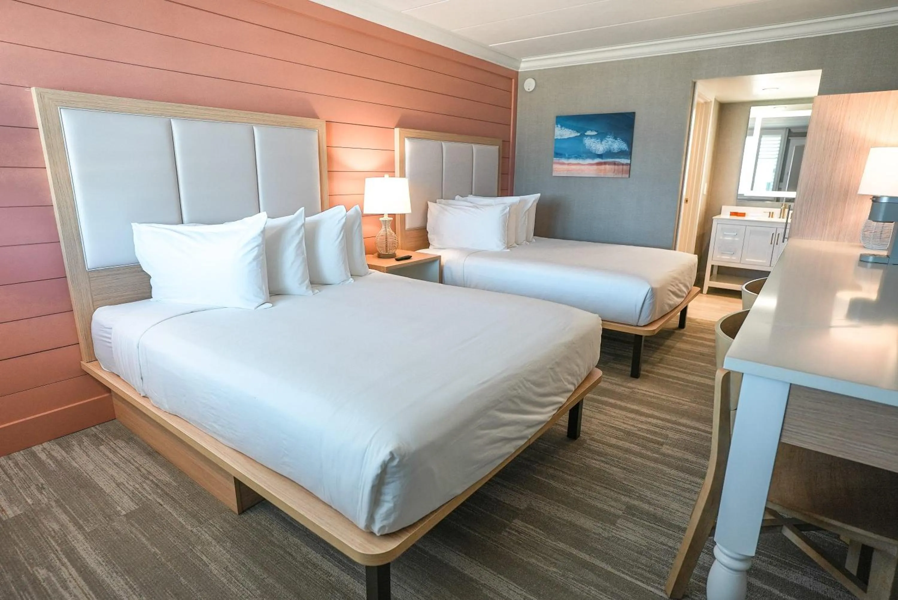 Bedroom, Bed in Spray Beach Hotel