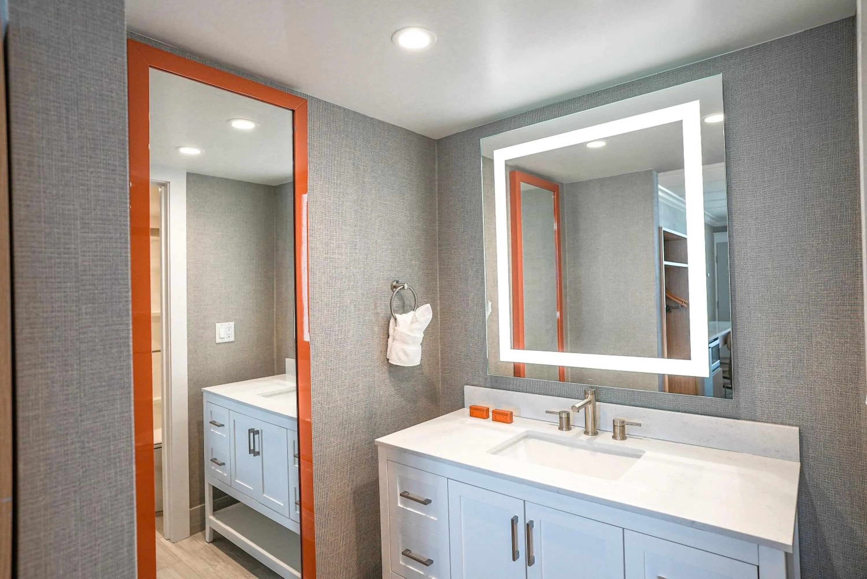 Bathroom in Spray Beach Hotel