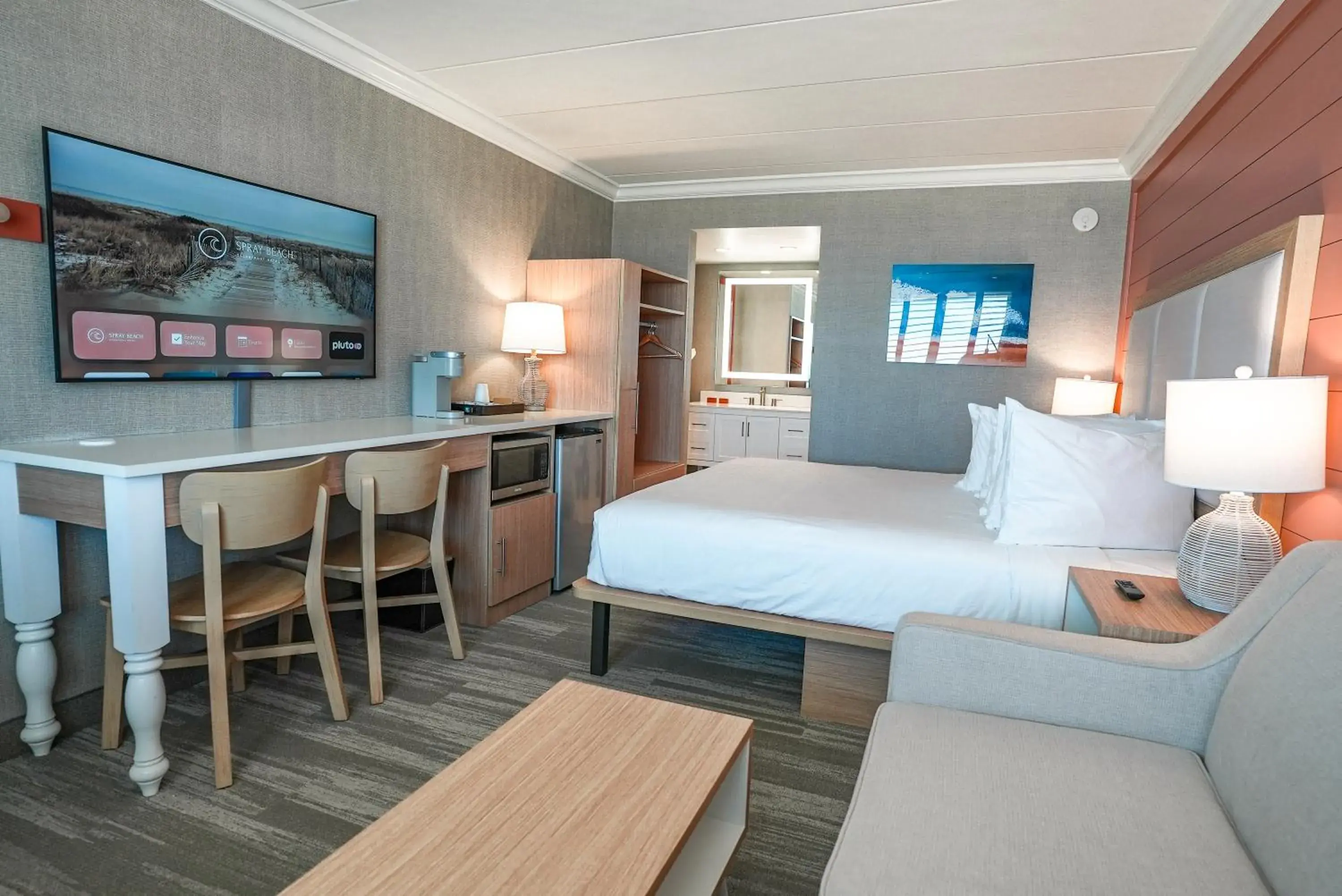 King Room with Sea View in Spray Beach Oceanfront Hotel King Room with Sea View in Spray Beach Oceanfront Hotel