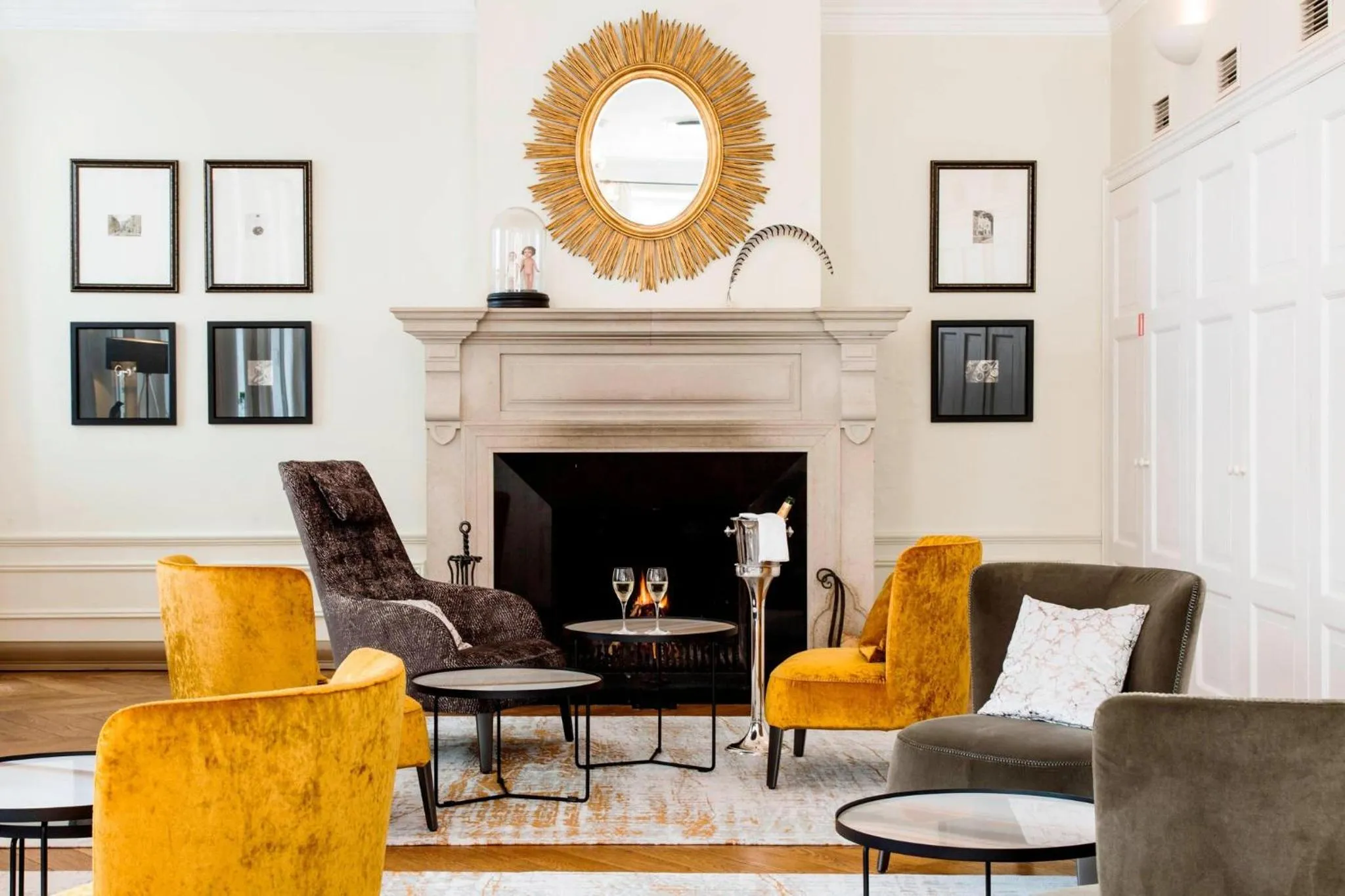 Lounge or bar in Hotel Telegraaf, Autograph Collection