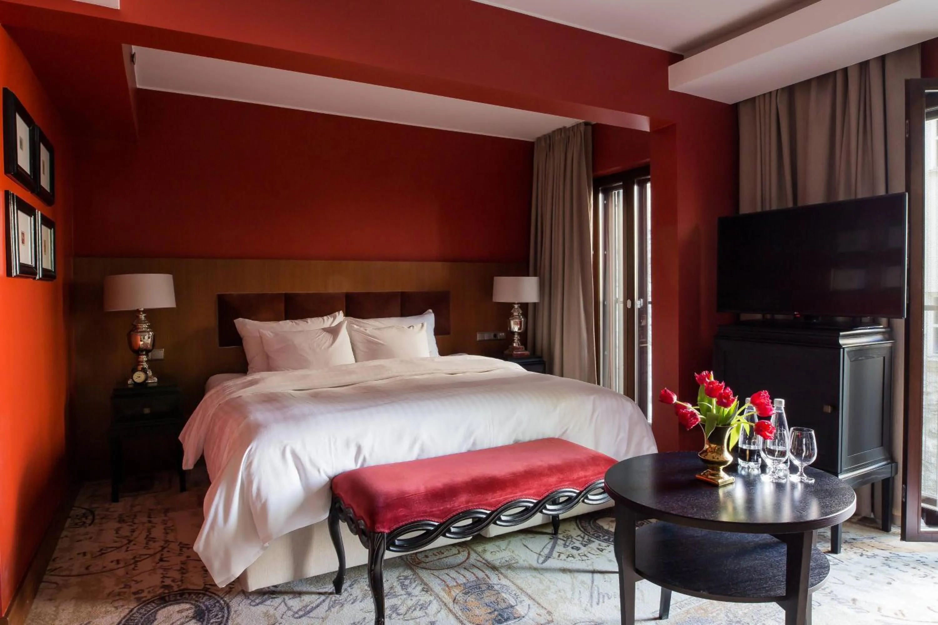 Bedroom, Bed in Hotel Telegraaf, Autograph Collection