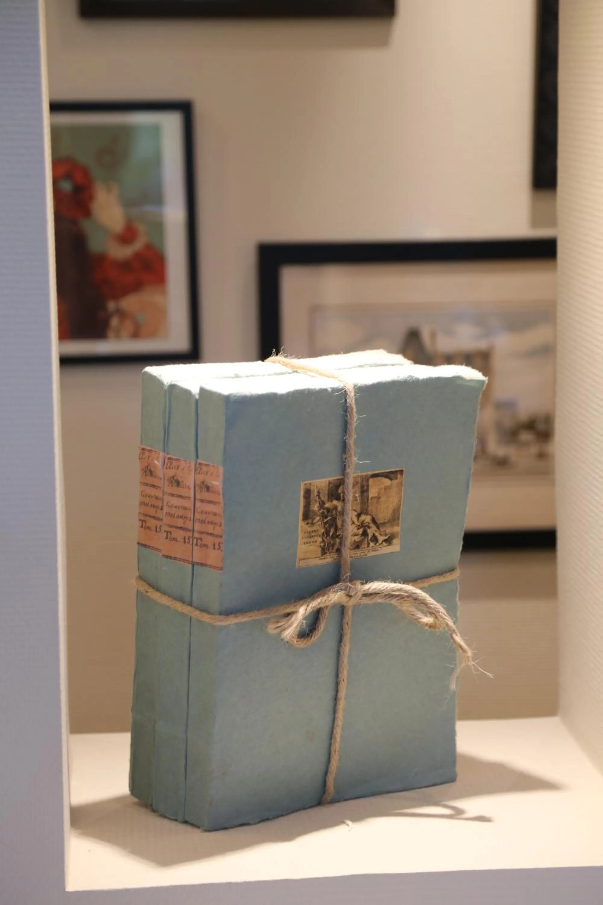 Decorative detail in The Originals Boutique Hôtel La Villa Ouest & Spa