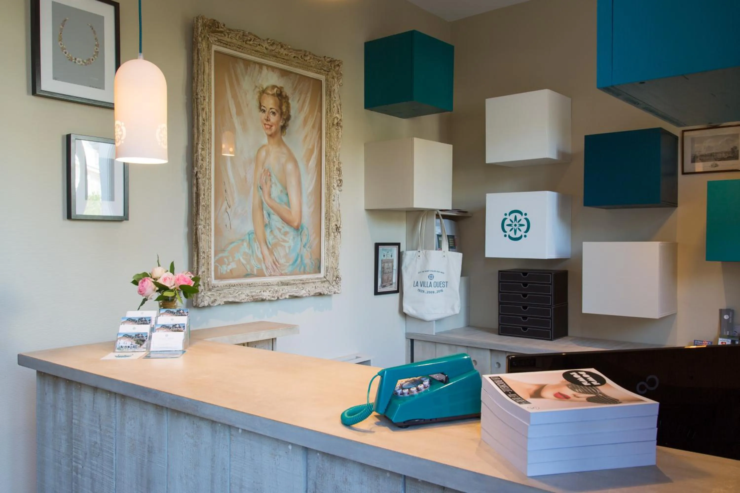 Lobby or reception in The Originals Boutique Hôtel La Villa Ouest & Spa