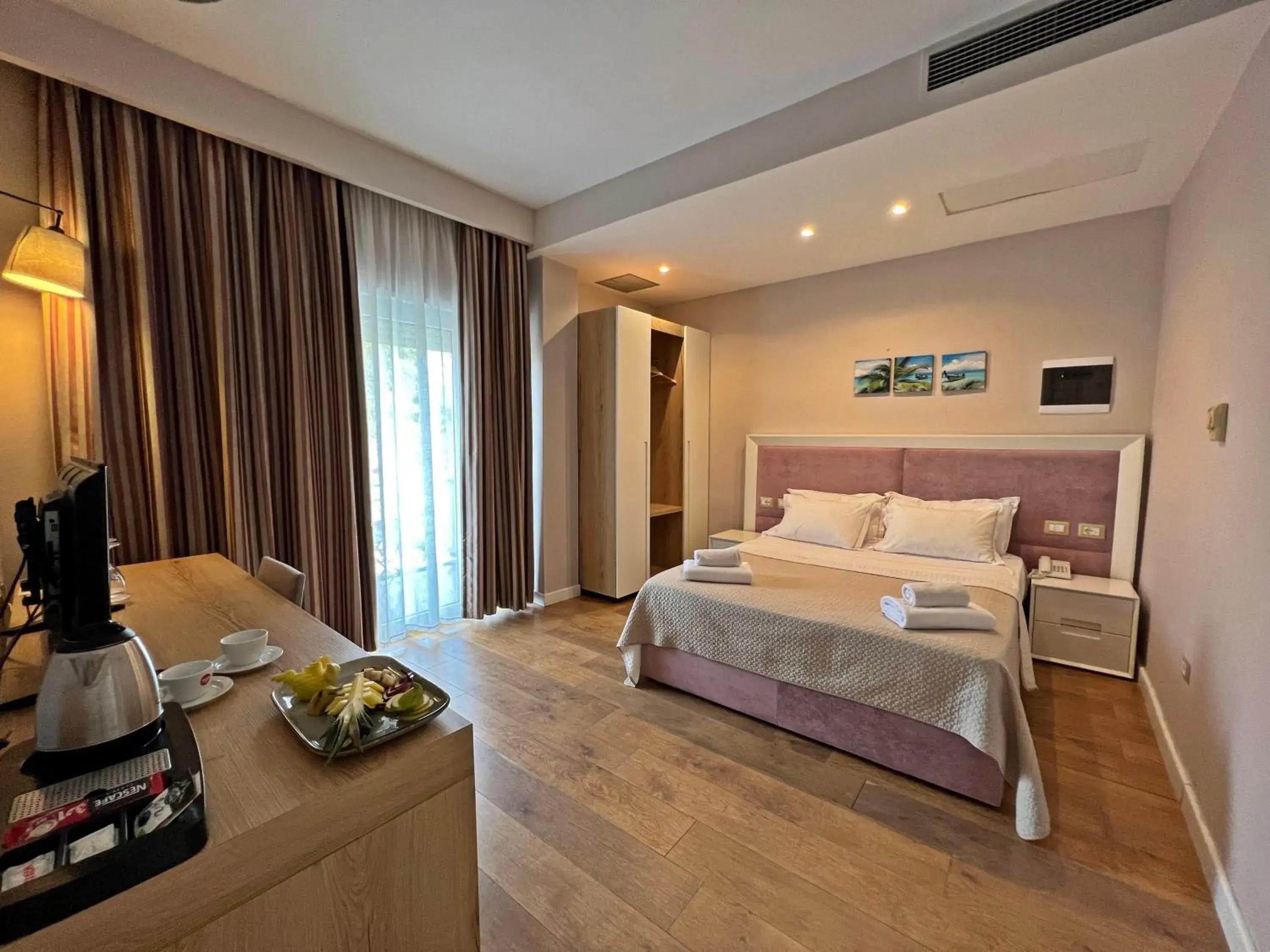 Family Room in Sandy Beach Resort Family Room in Sandy Beach Resort