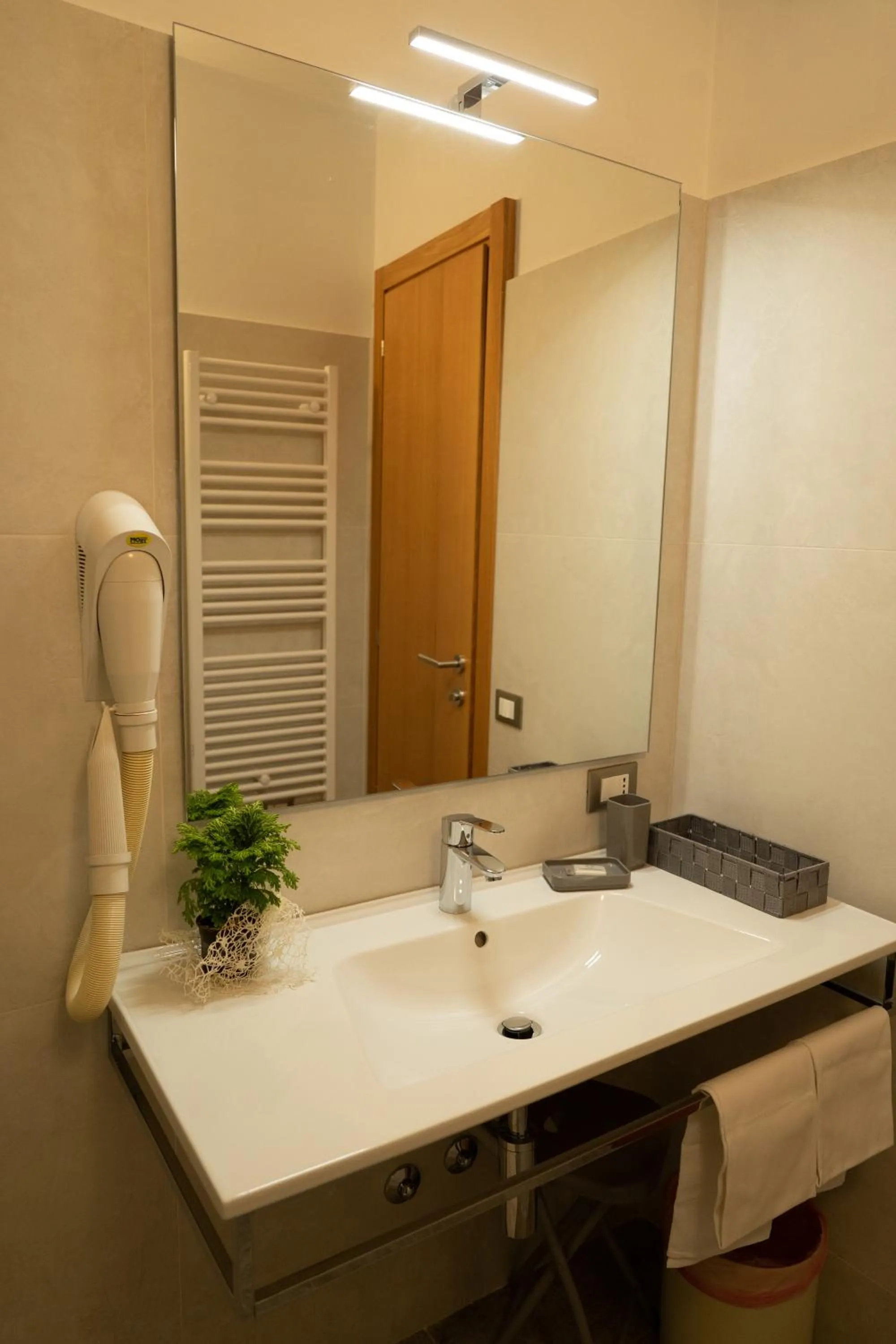 Bathroom in Hotel Europa