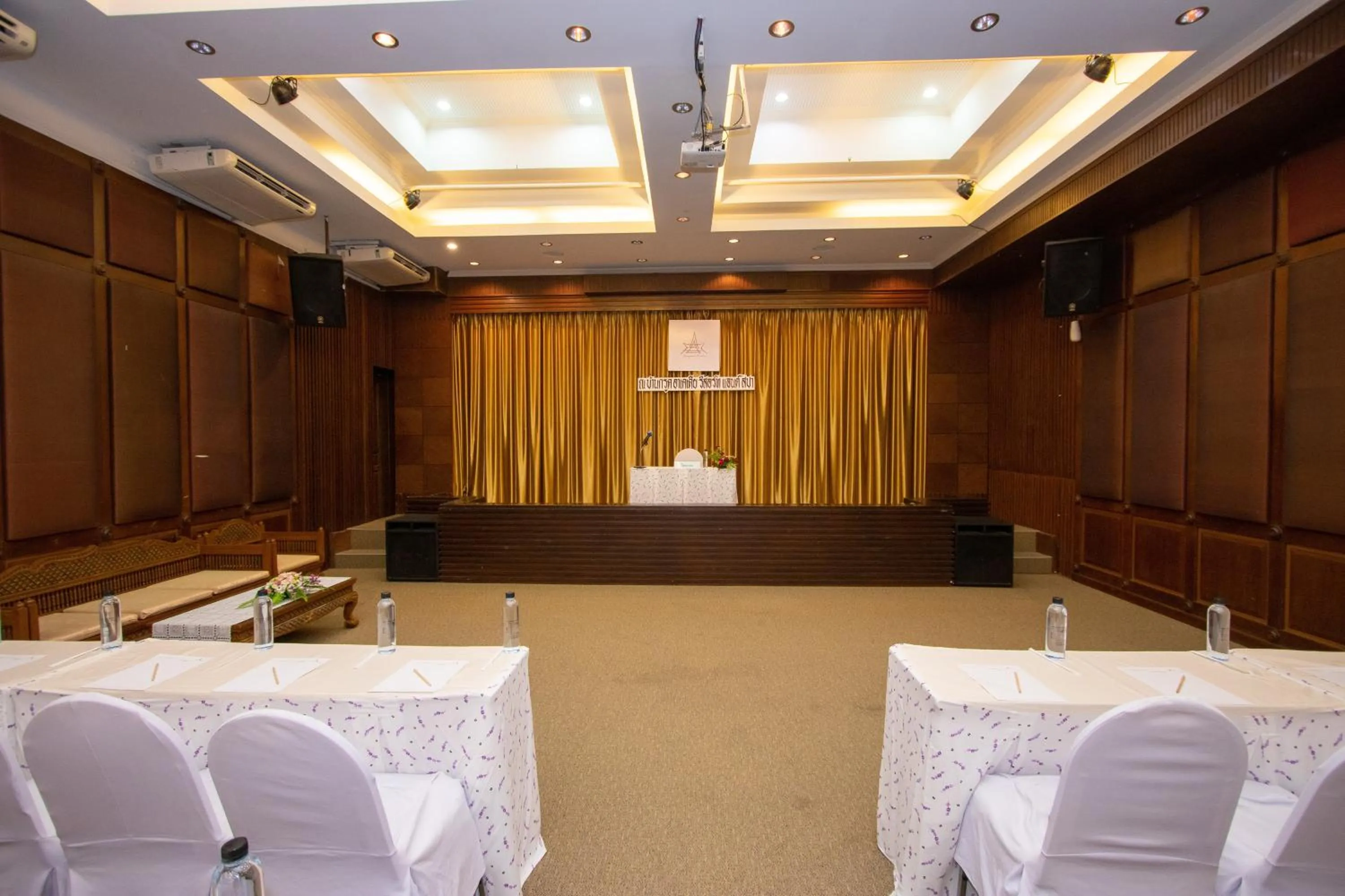 Meeting/conference room in Baan Grood Arcadia Resort & Spa
