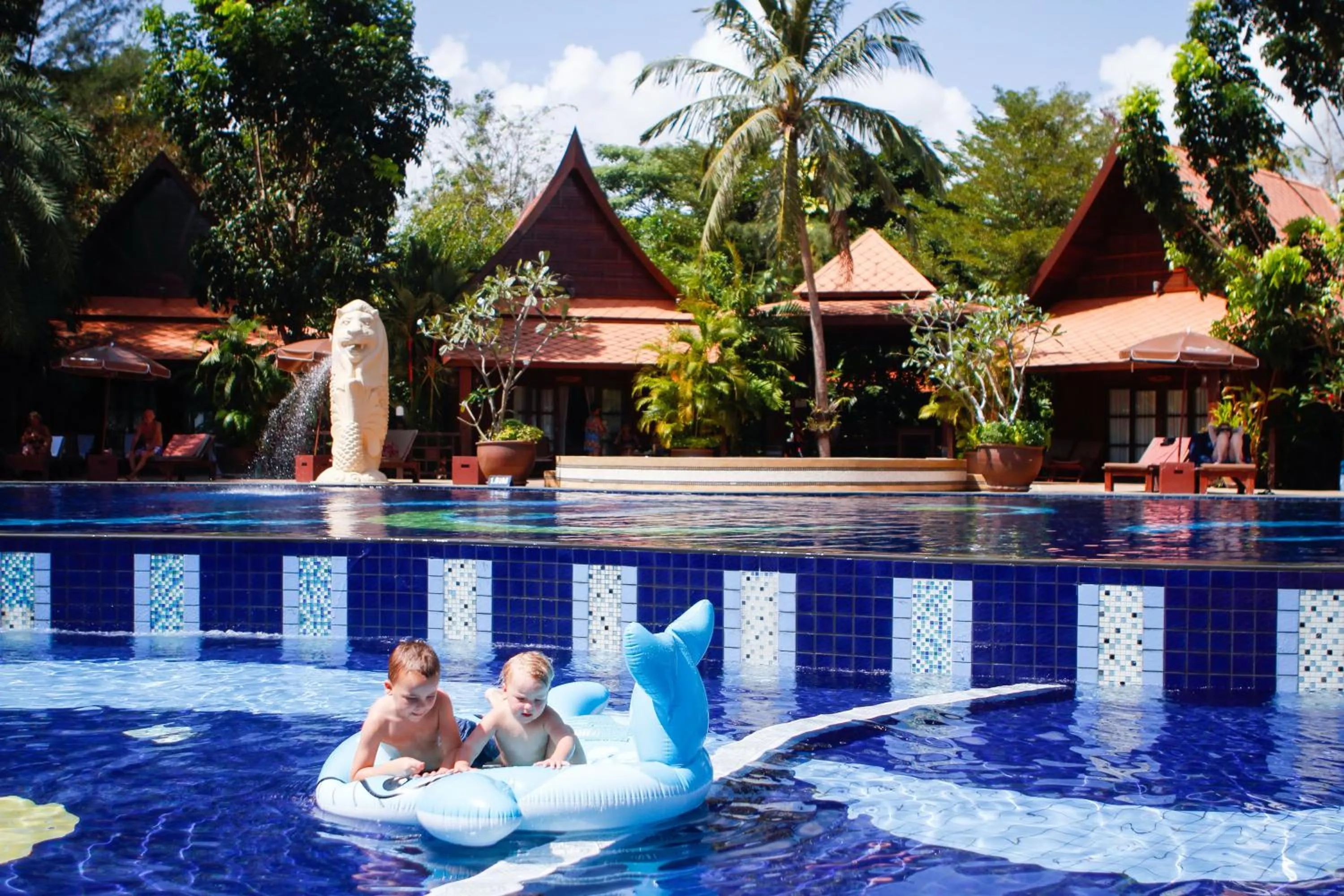 Swimming pool in Baan Grood Arcadia Resort & Spa