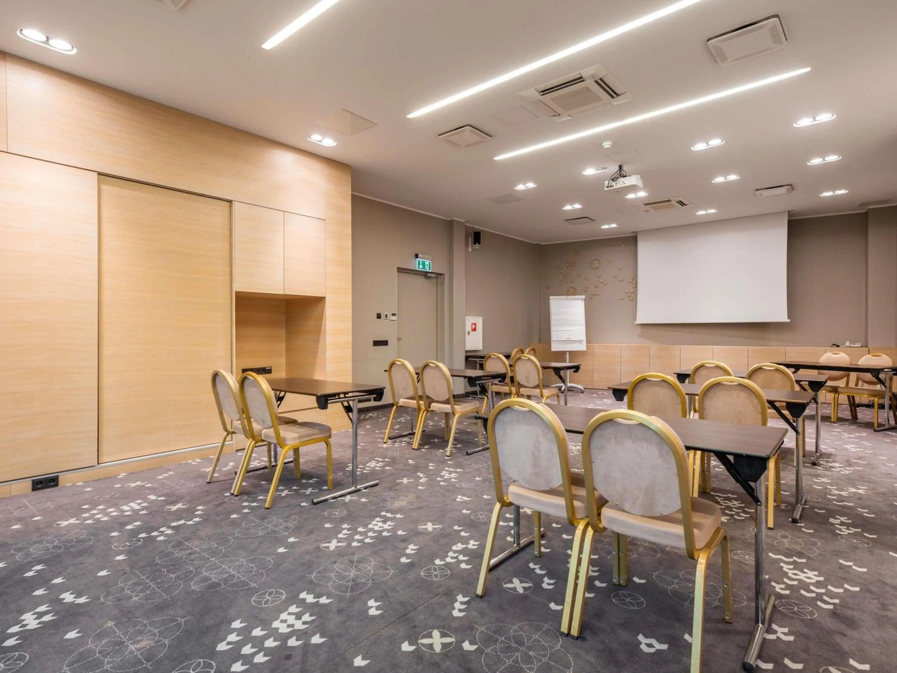 Meeting/conference room in ibis Styles Tallinn