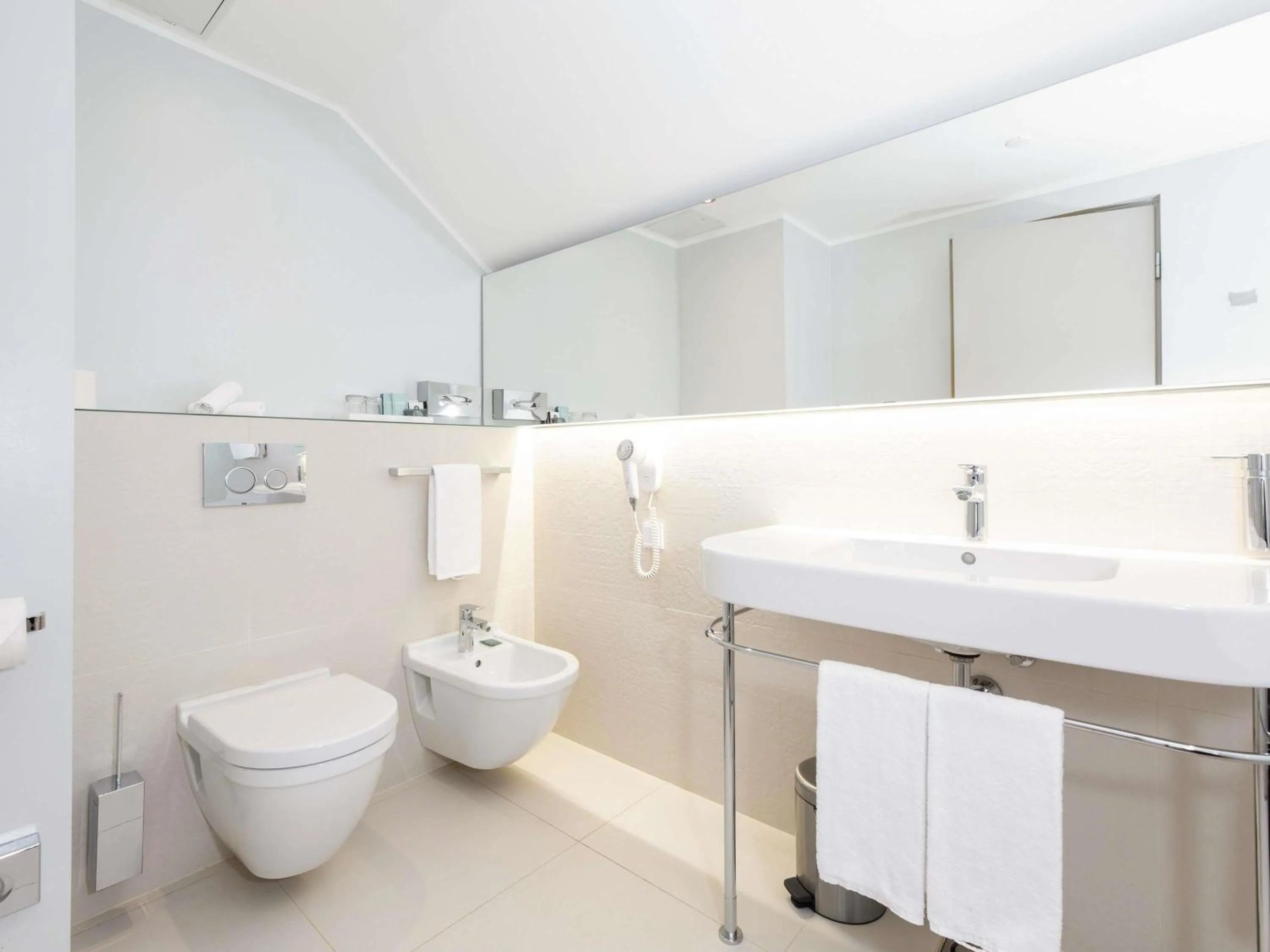 Bedroom in ibis Styles Tallinn