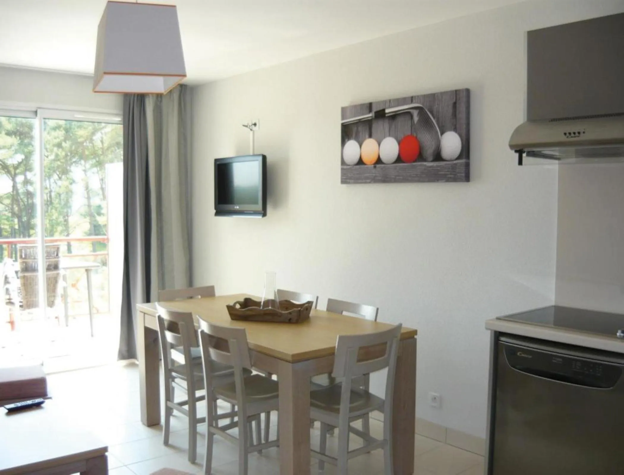 Dining area in Lagrange Vacances Cap Green