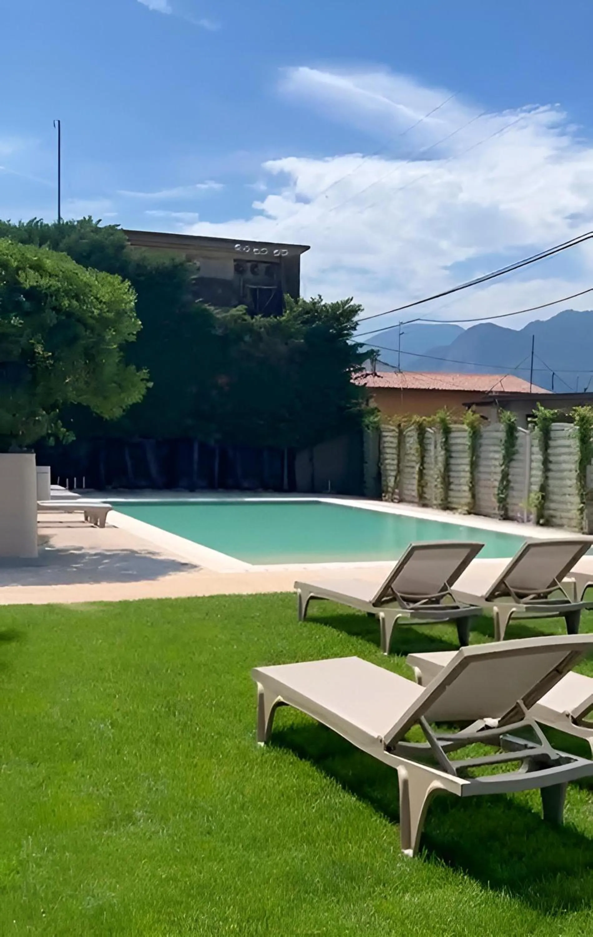 Swimming pool in Hotel Diana