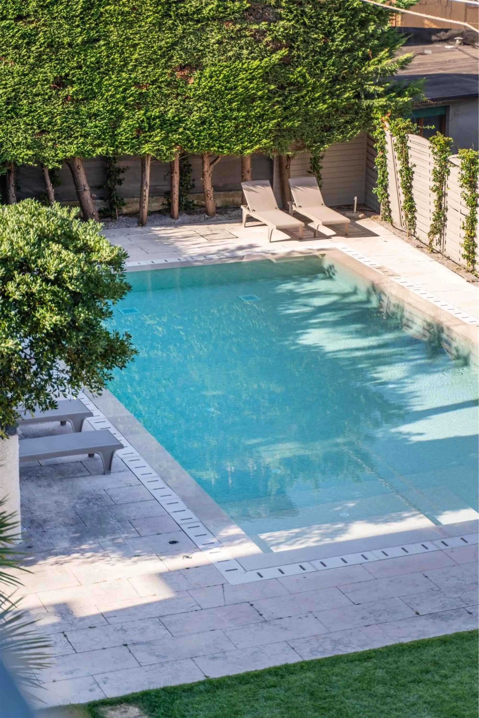 Swimming pool in Hotel Diana