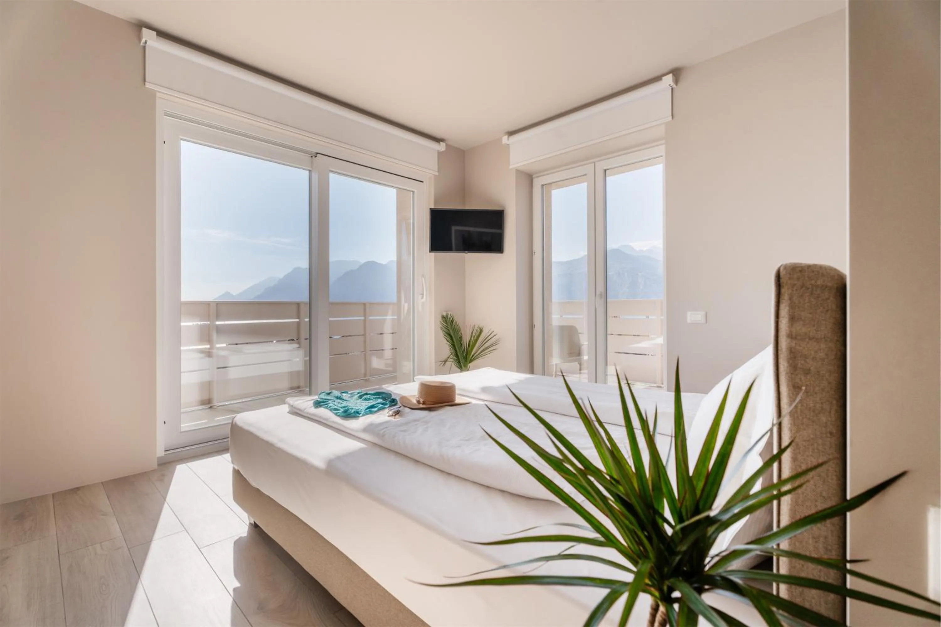 Bedroom, Bed in Hotel Diana